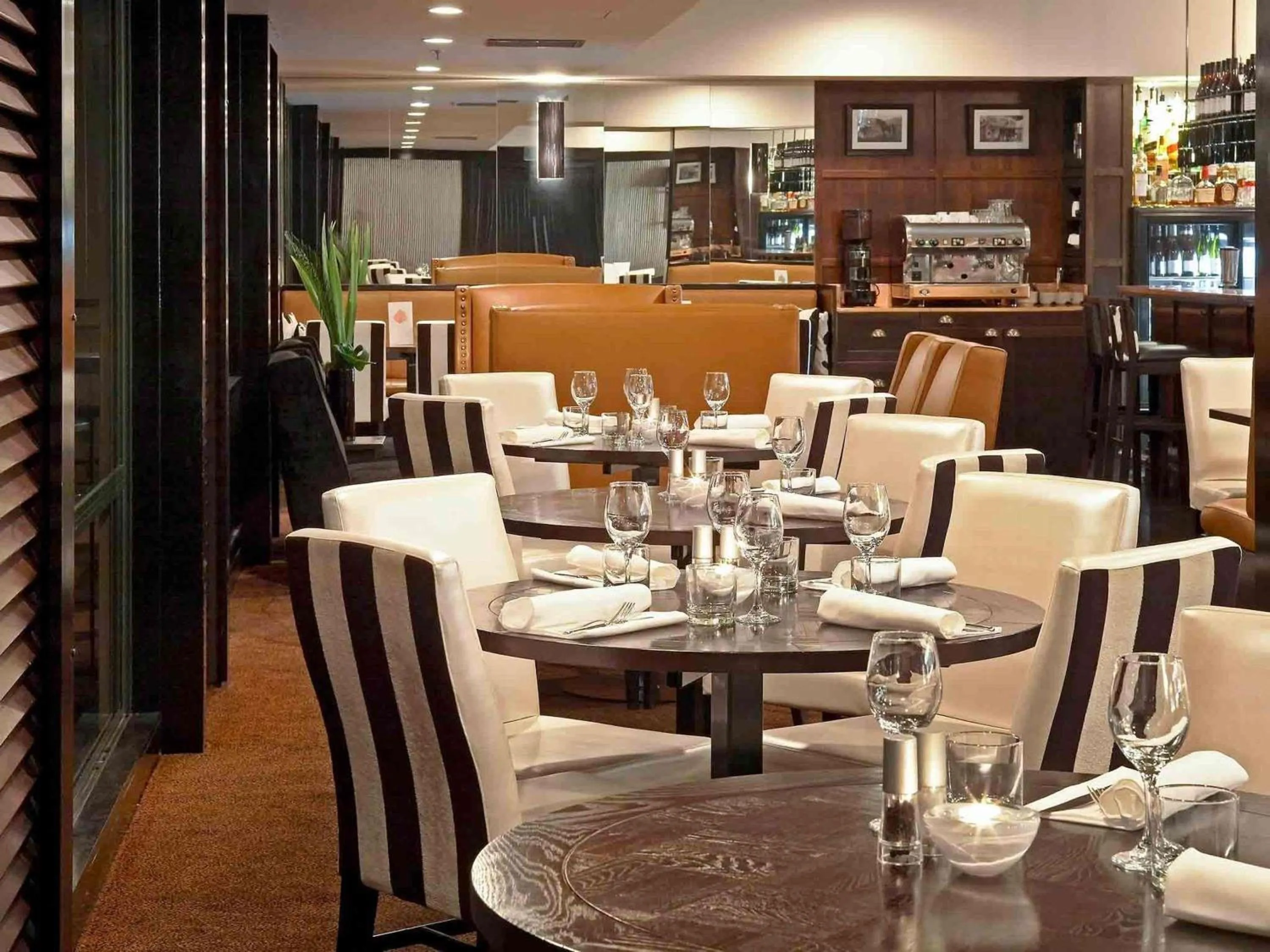 Restaurant/places to eat in Hotel St Moritz, Queenstown - MGallery Collection