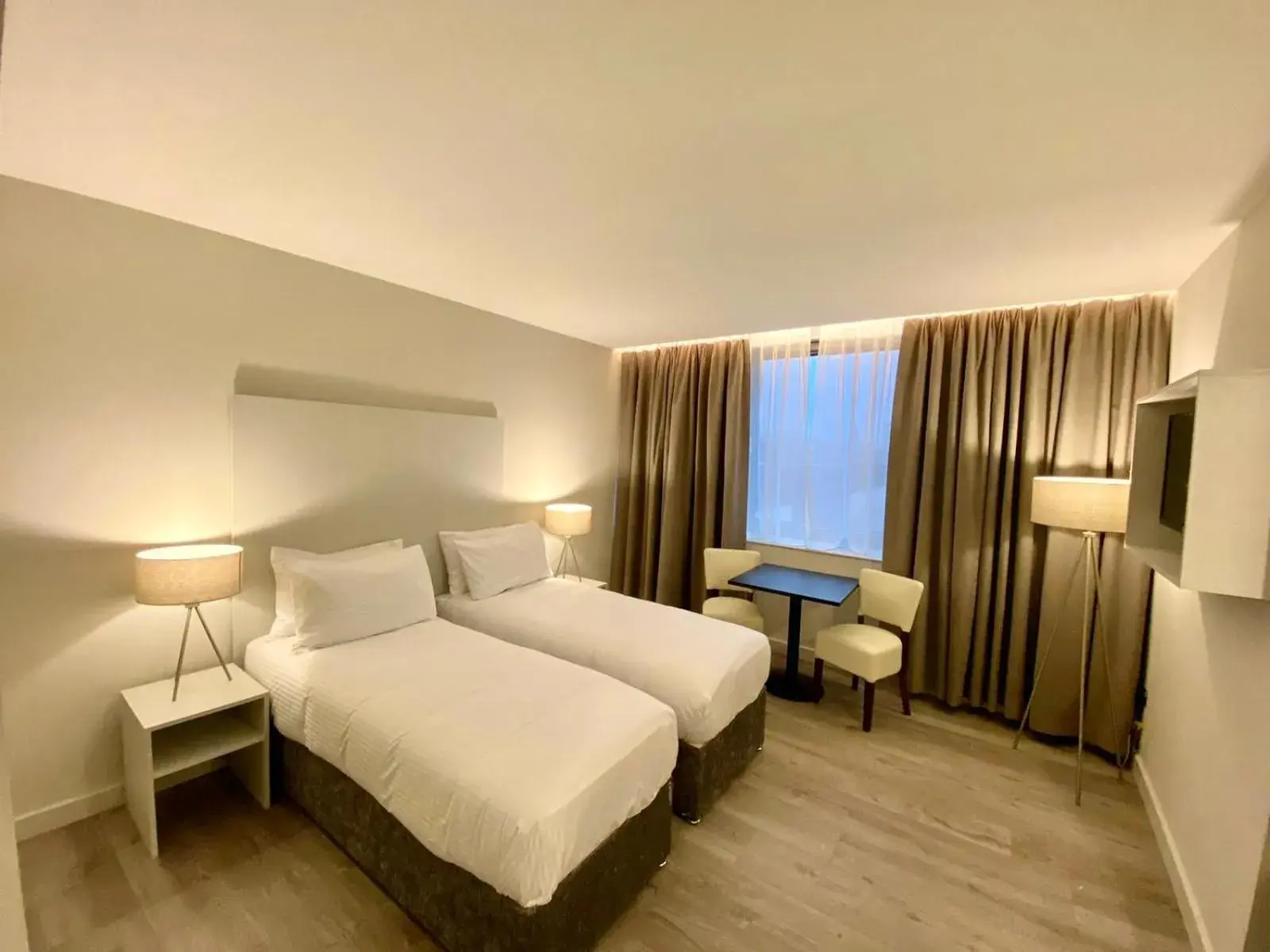 Bed in Axiom Park Hotel Bed in Axiom Park Hotel