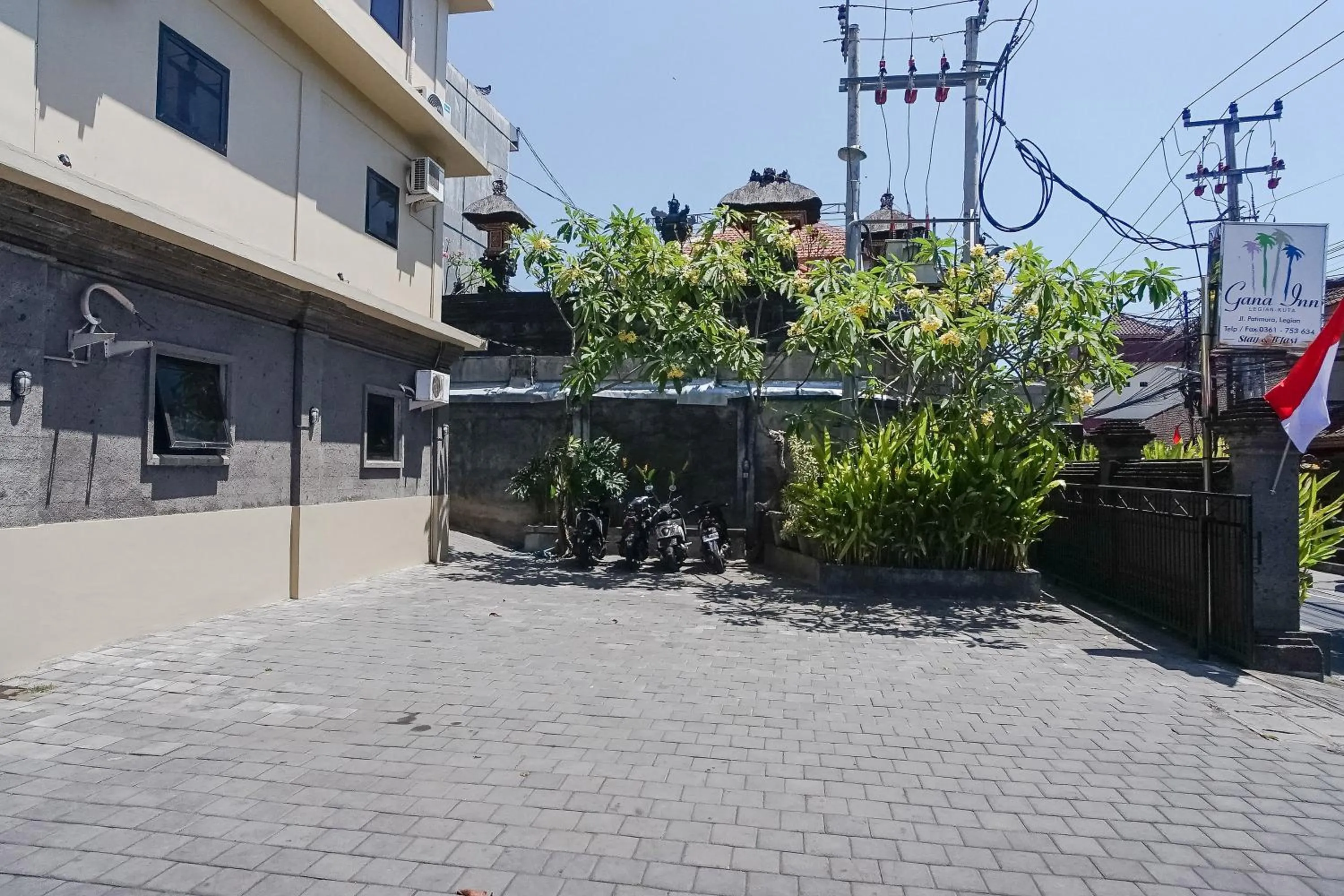 Property building in Gana Inn Legian