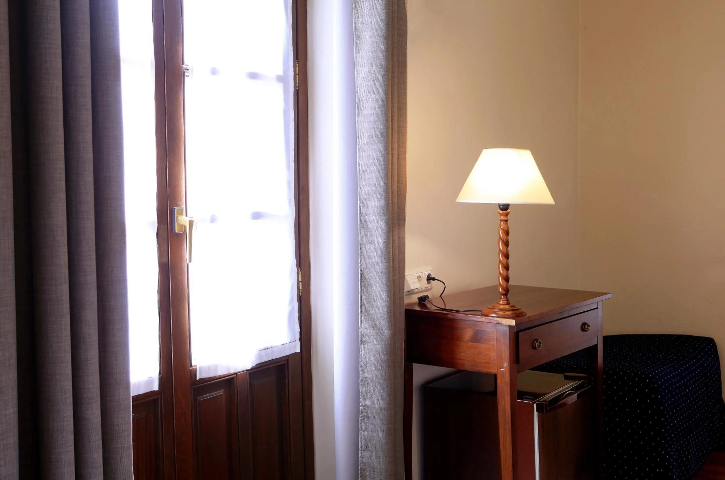 Double or Twin Room in Hostal Antxitonea
