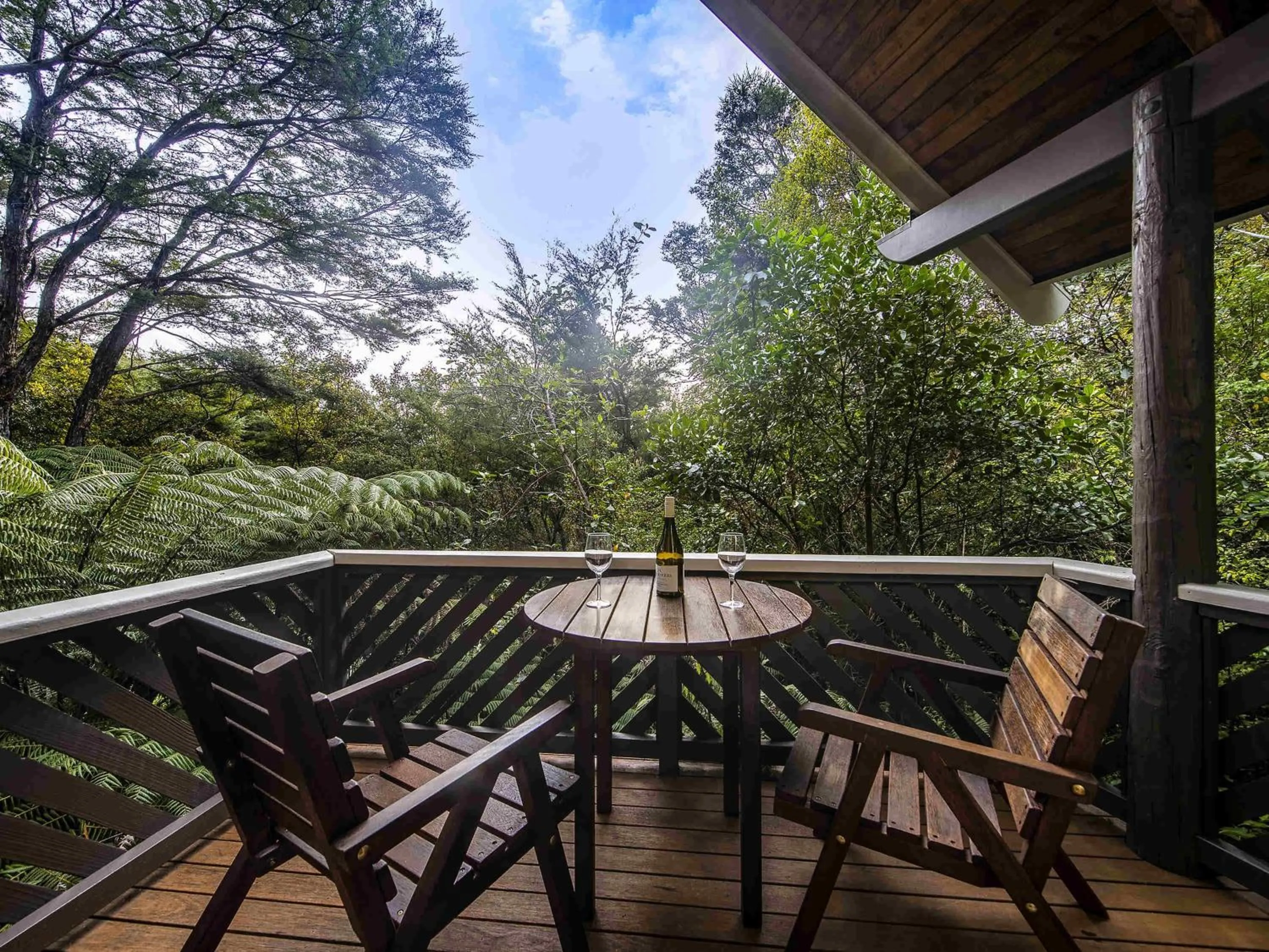 Bedroom in Grand Mercure Puka Park Resort