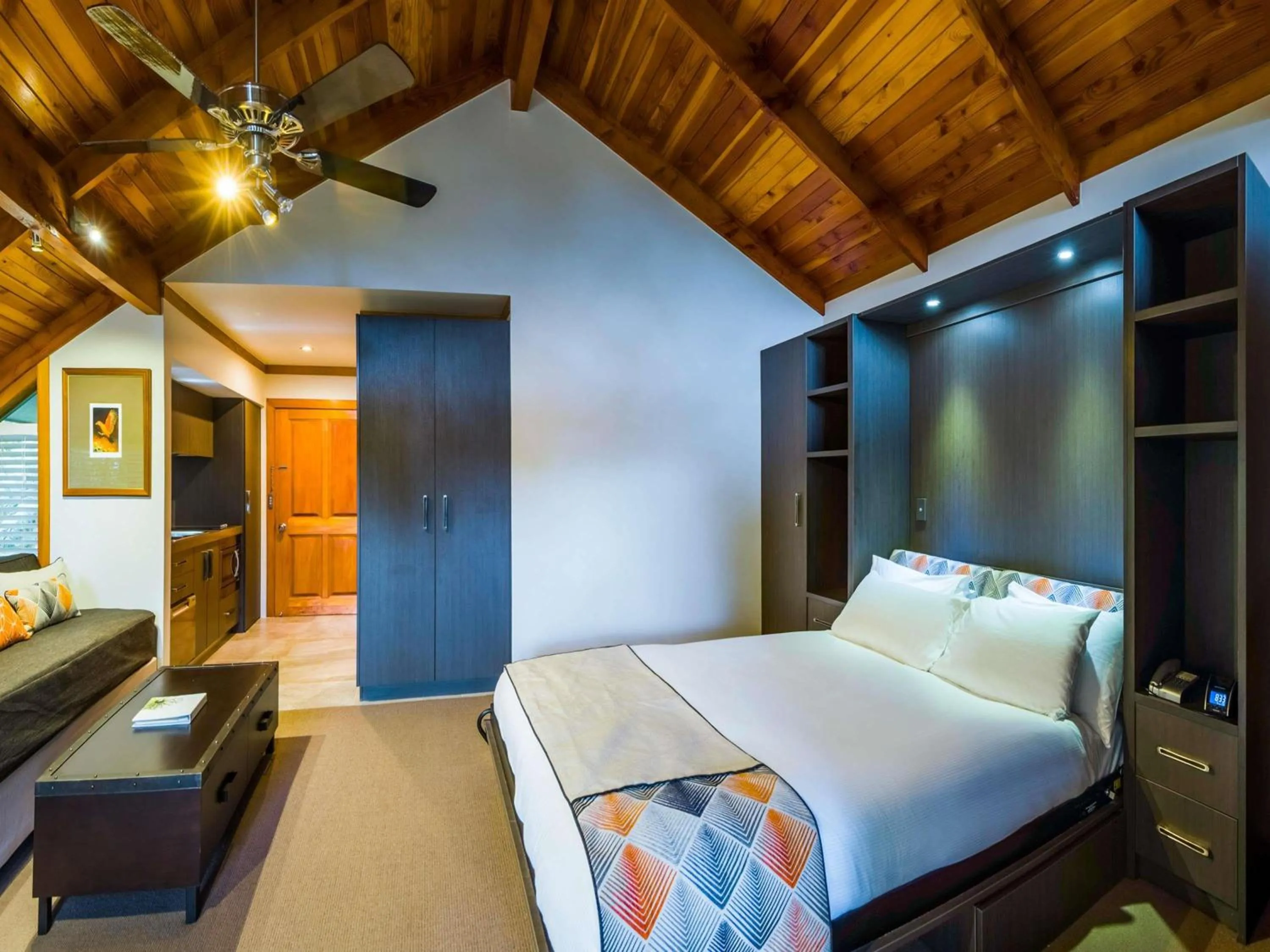 Bedroom, Bed in Grand Mercure Puka Park Resort