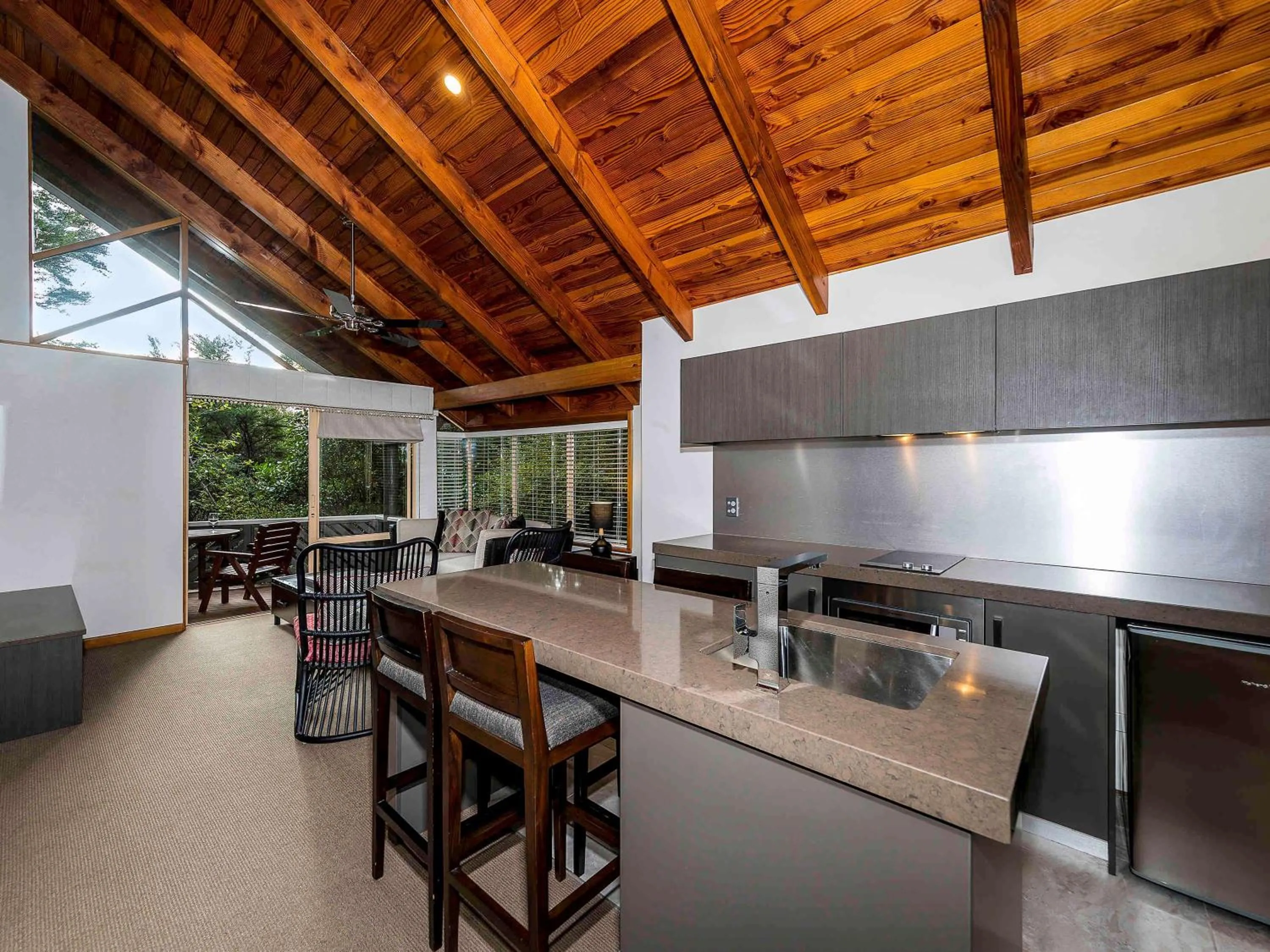 Photo of the whole room in Grand Mercure Puka Park Resort