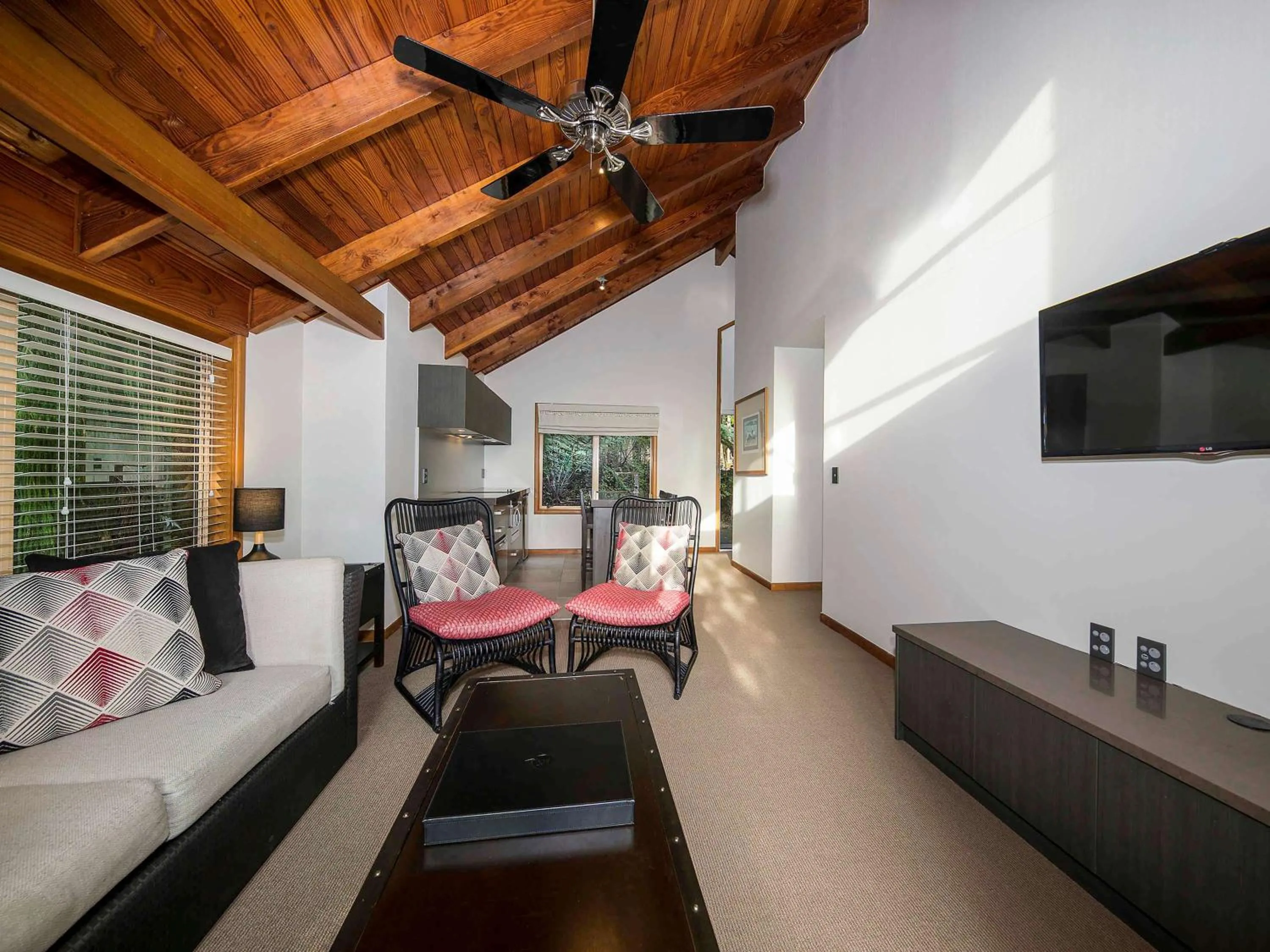 Photo of the whole room in Grand Mercure Puka Park Resort