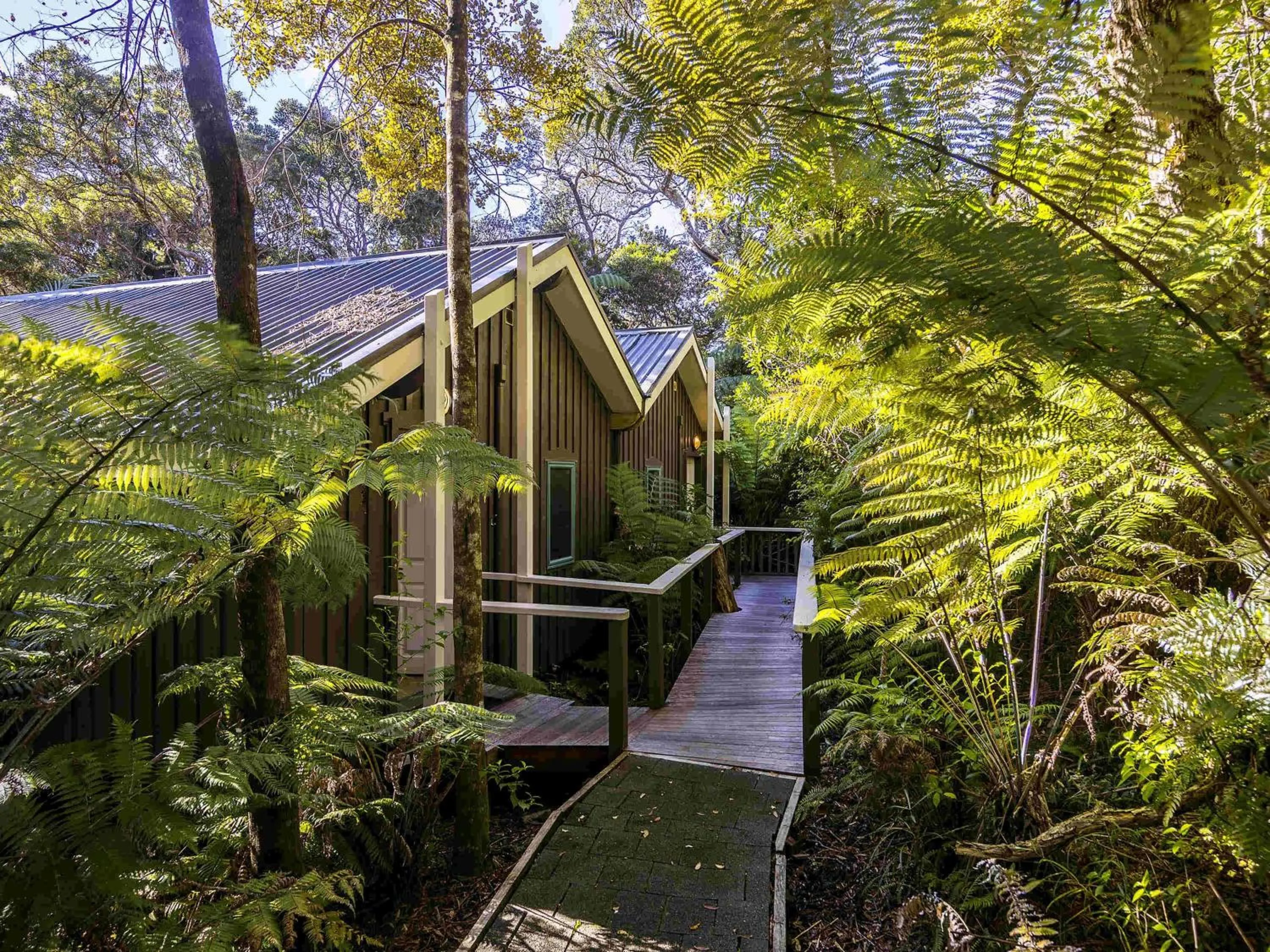 Bedroom in Grand Mercure Puka Park Resort