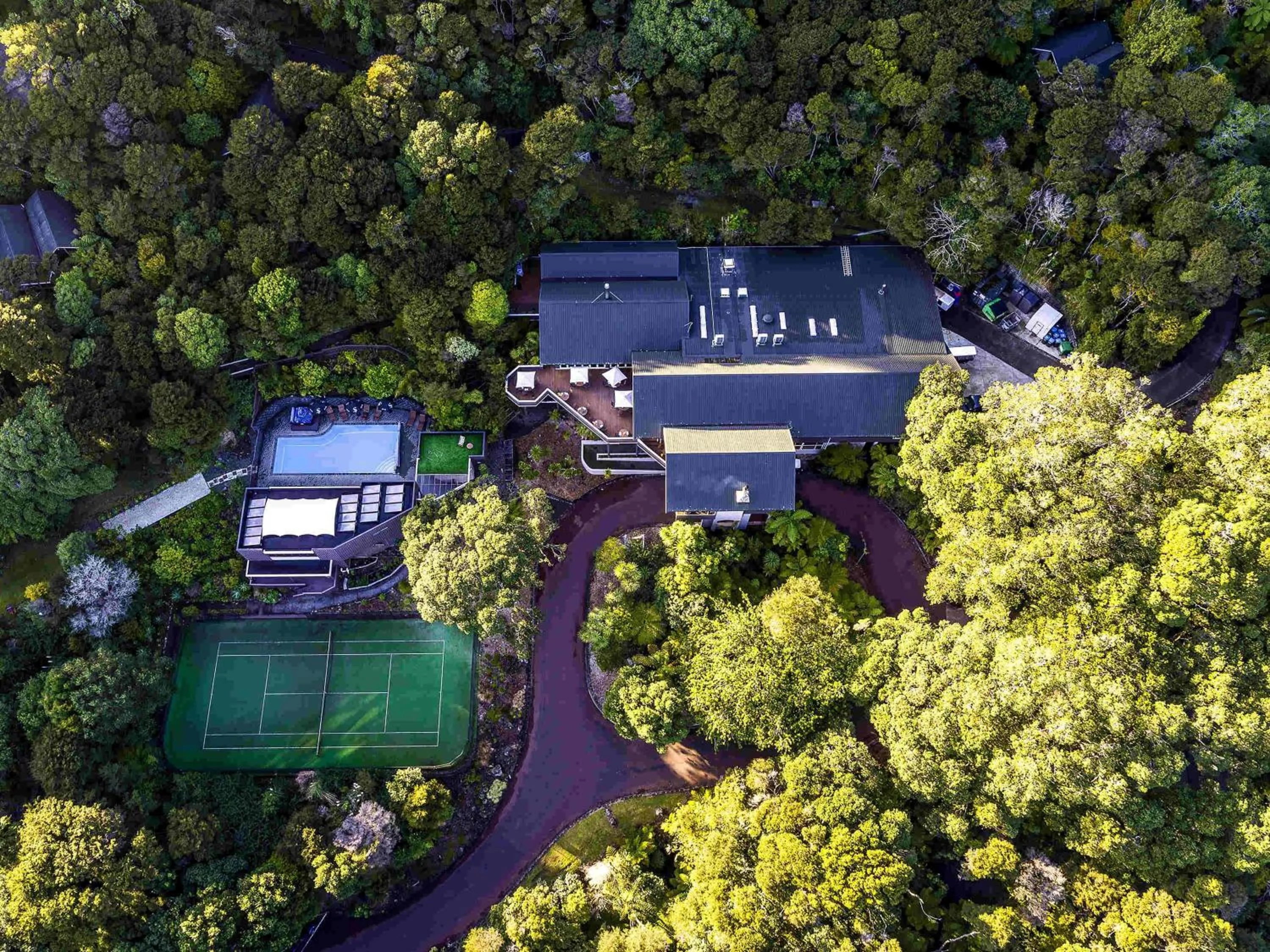 Property building in Grand Mercure Puka Park Resort