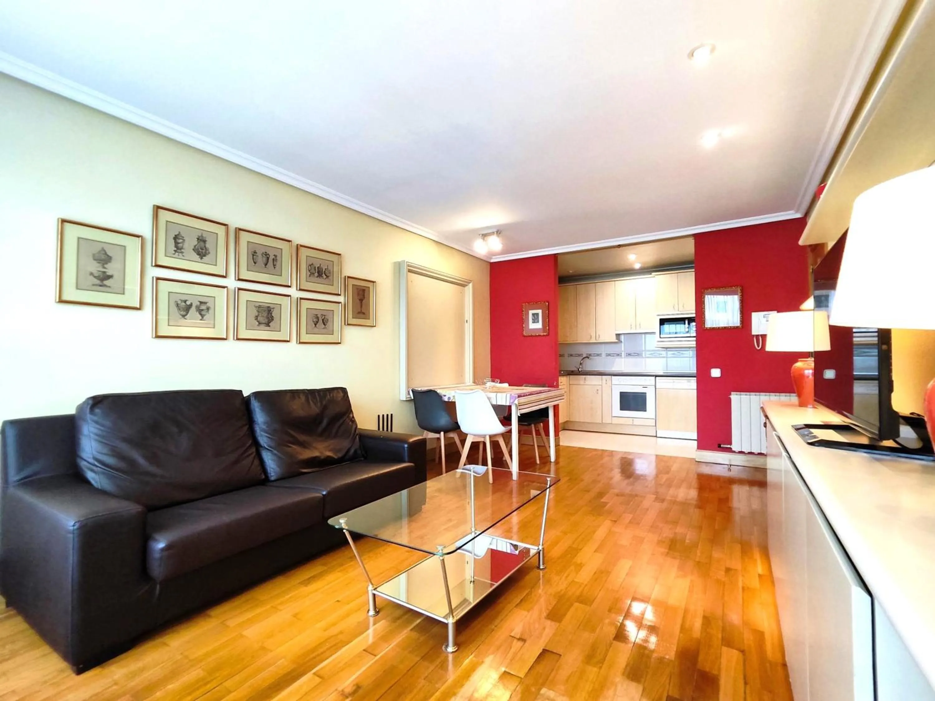 Communal lounge/ TV room in Gestión de Alojamientos Apartments