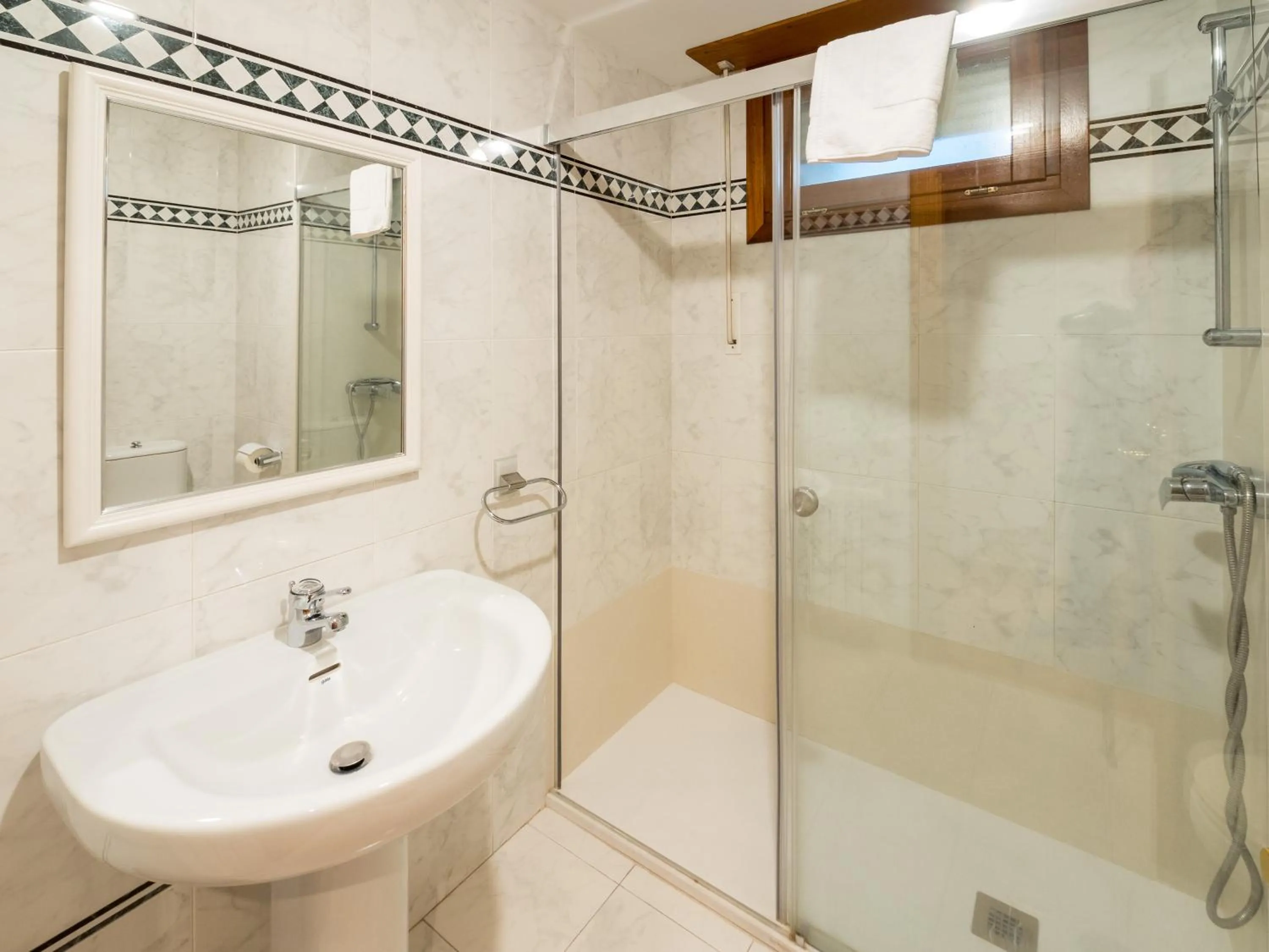 Bathroom in Gestión de Alojamientos Apartments