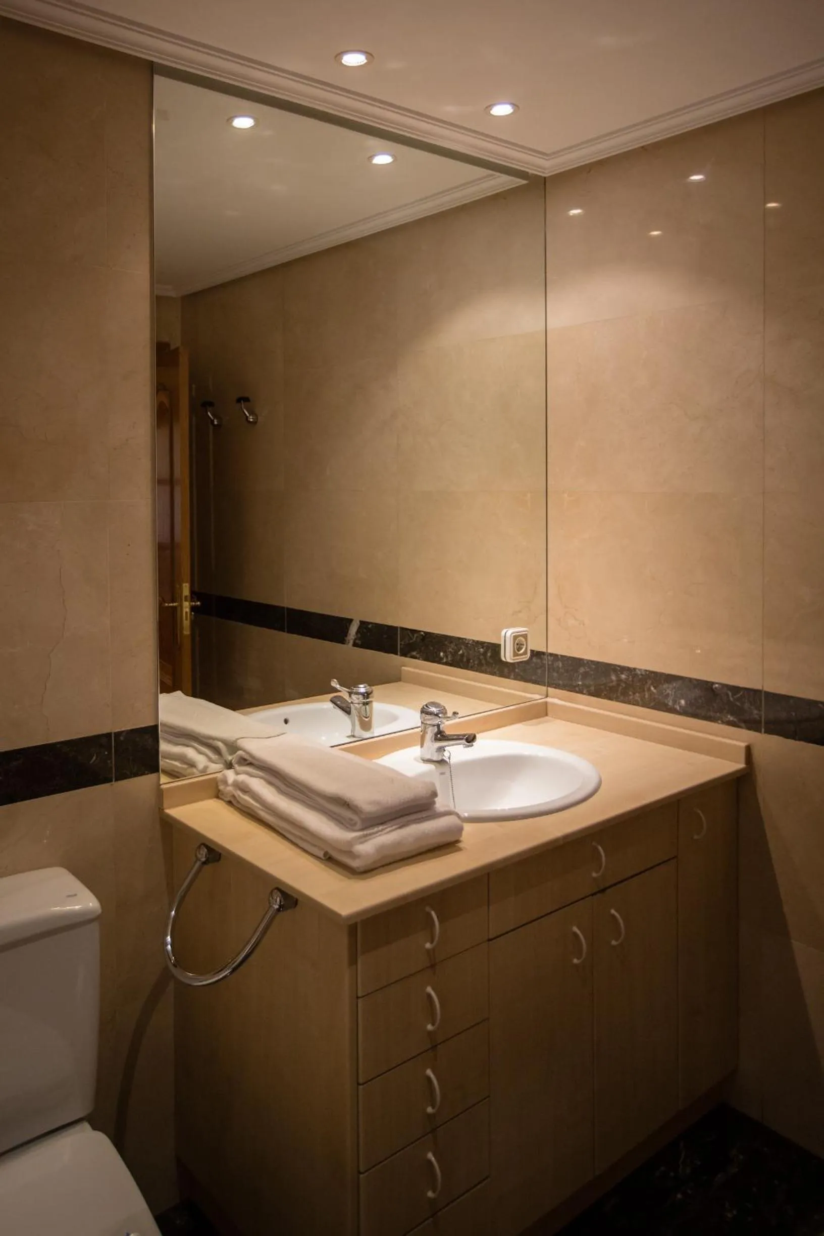 Bathroom in Gestión de Alojamientos Apartments