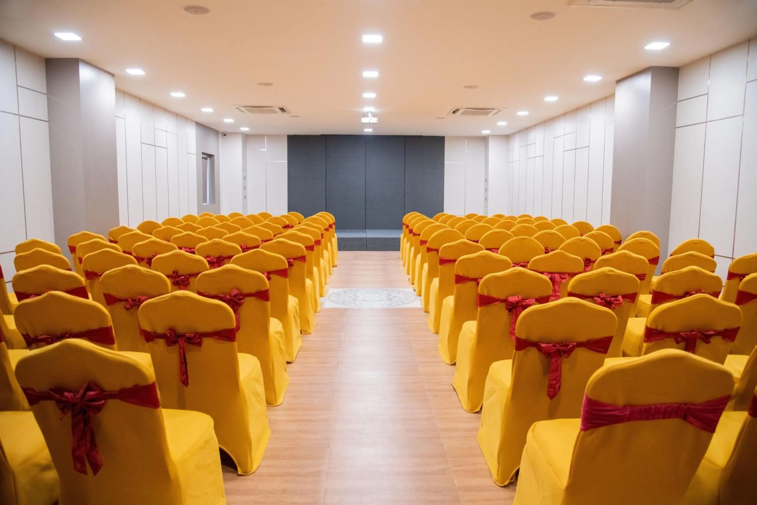 Banquet/Function facilities in Hotel High Point