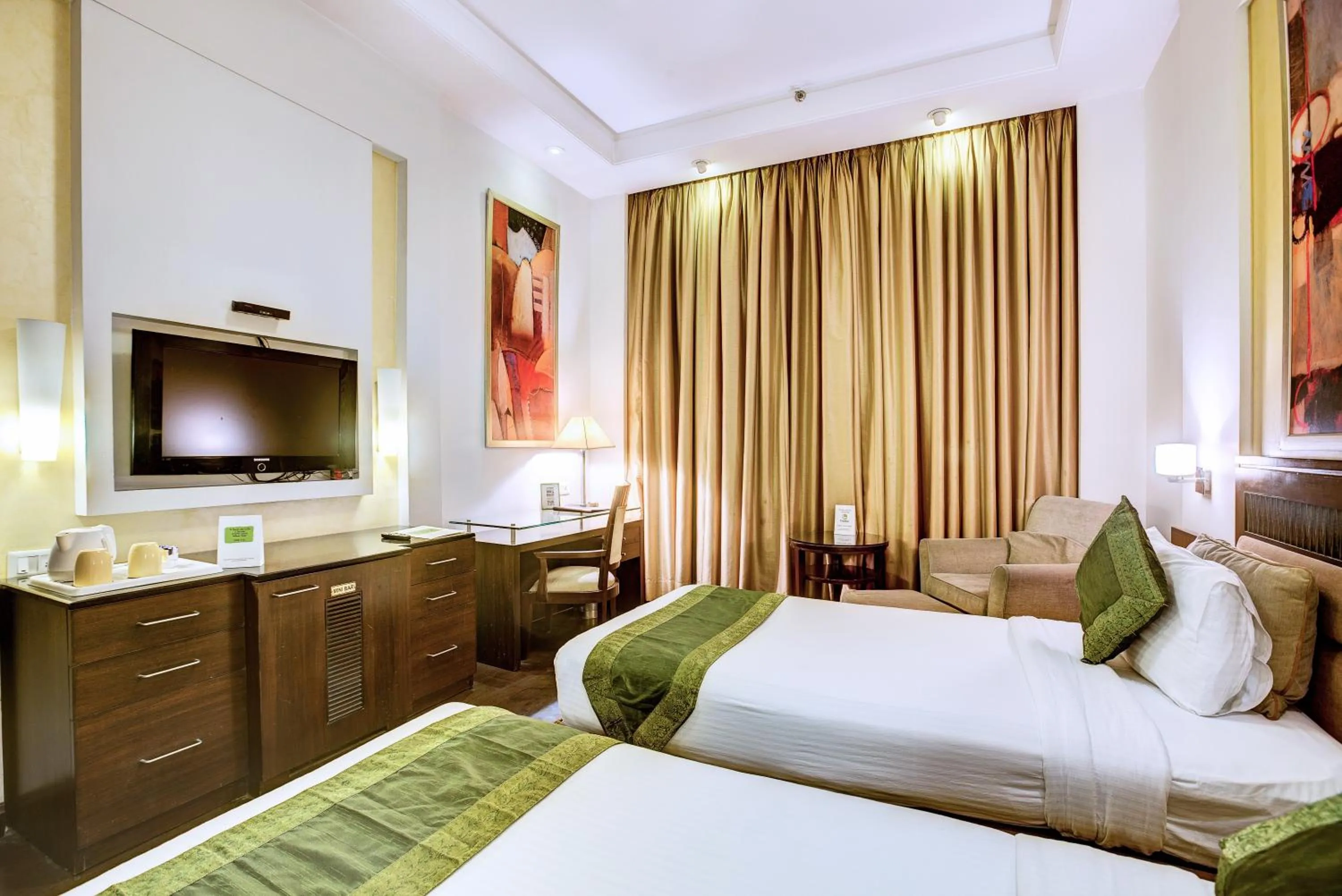 Bedroom, Bed in Western Court Panchkula