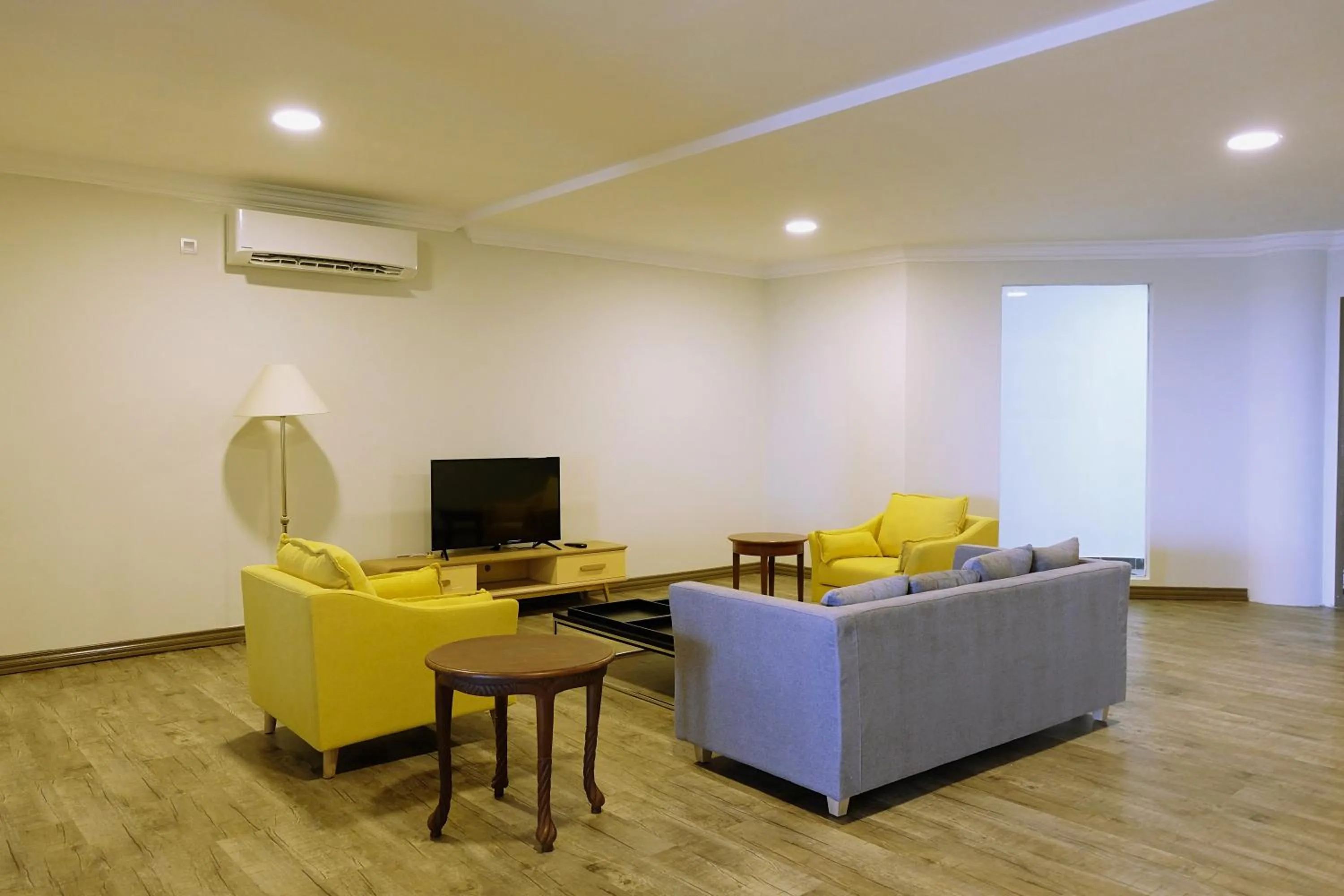 TV and multimedia in The Lanes Hotel