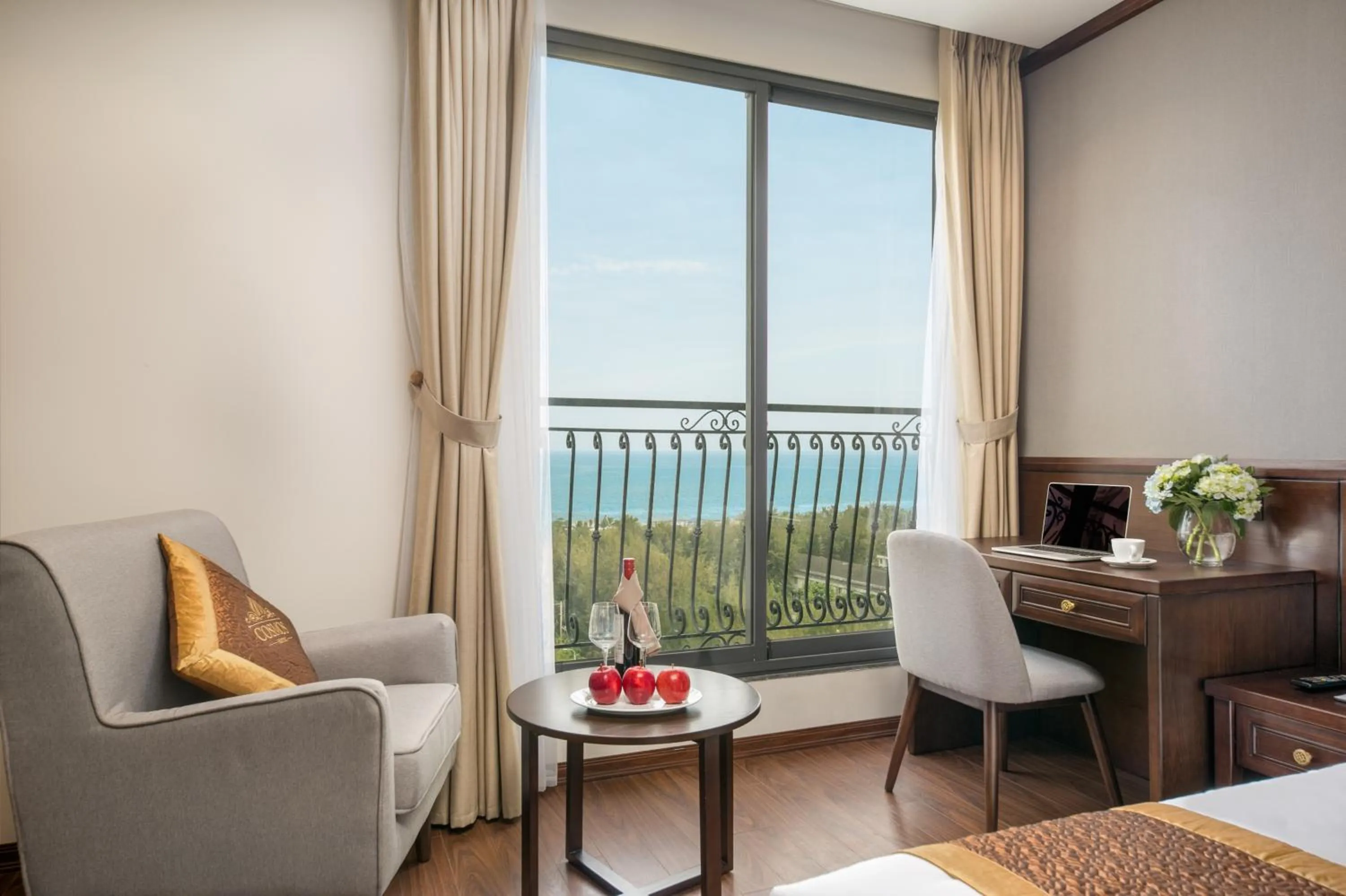 Living room, Bed in Cosmos Hotel Danang