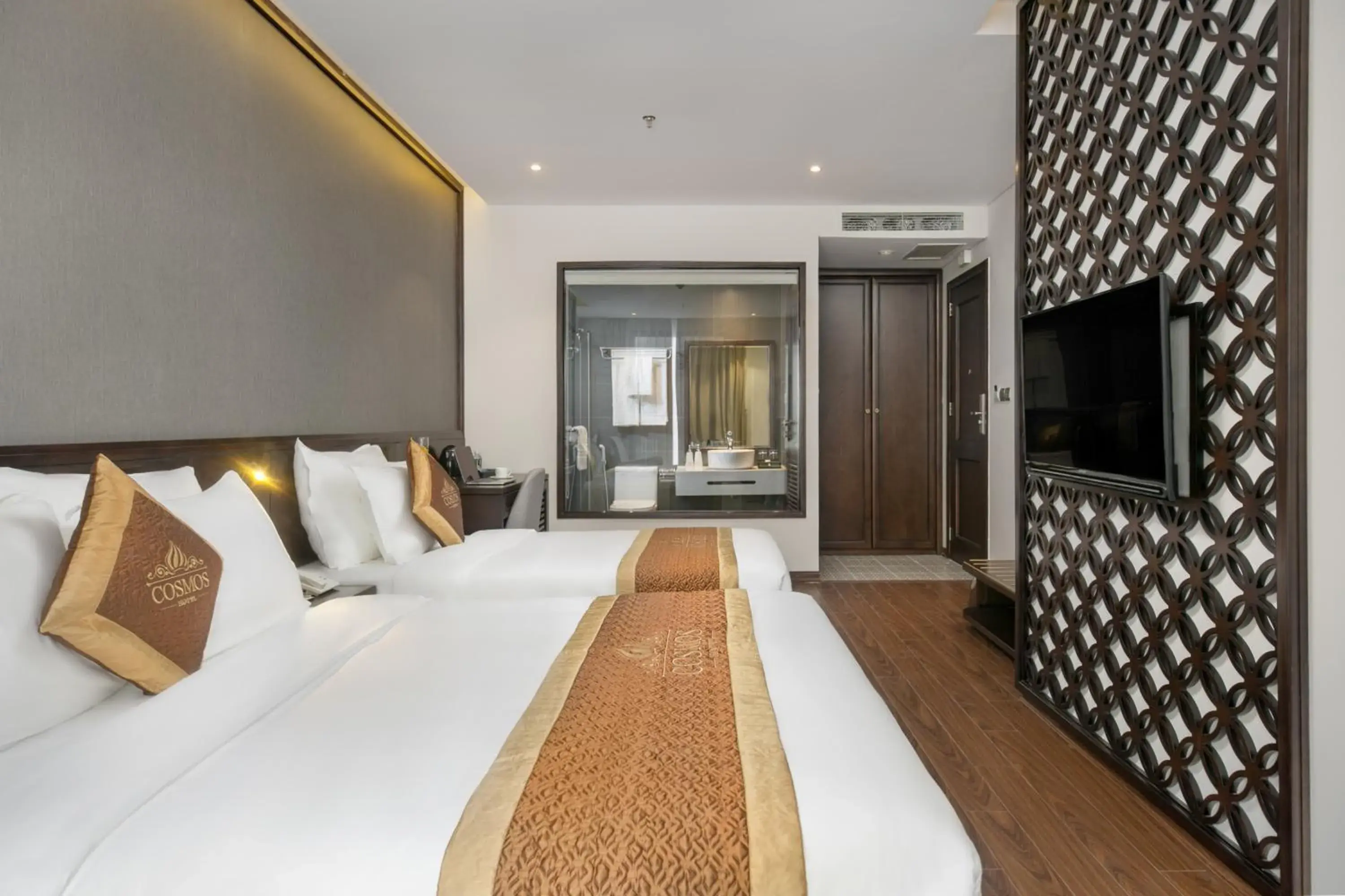Triple Room with City View in Cosmos Hotel Danang Triple Room with City View in Cosmos Hotel Danang