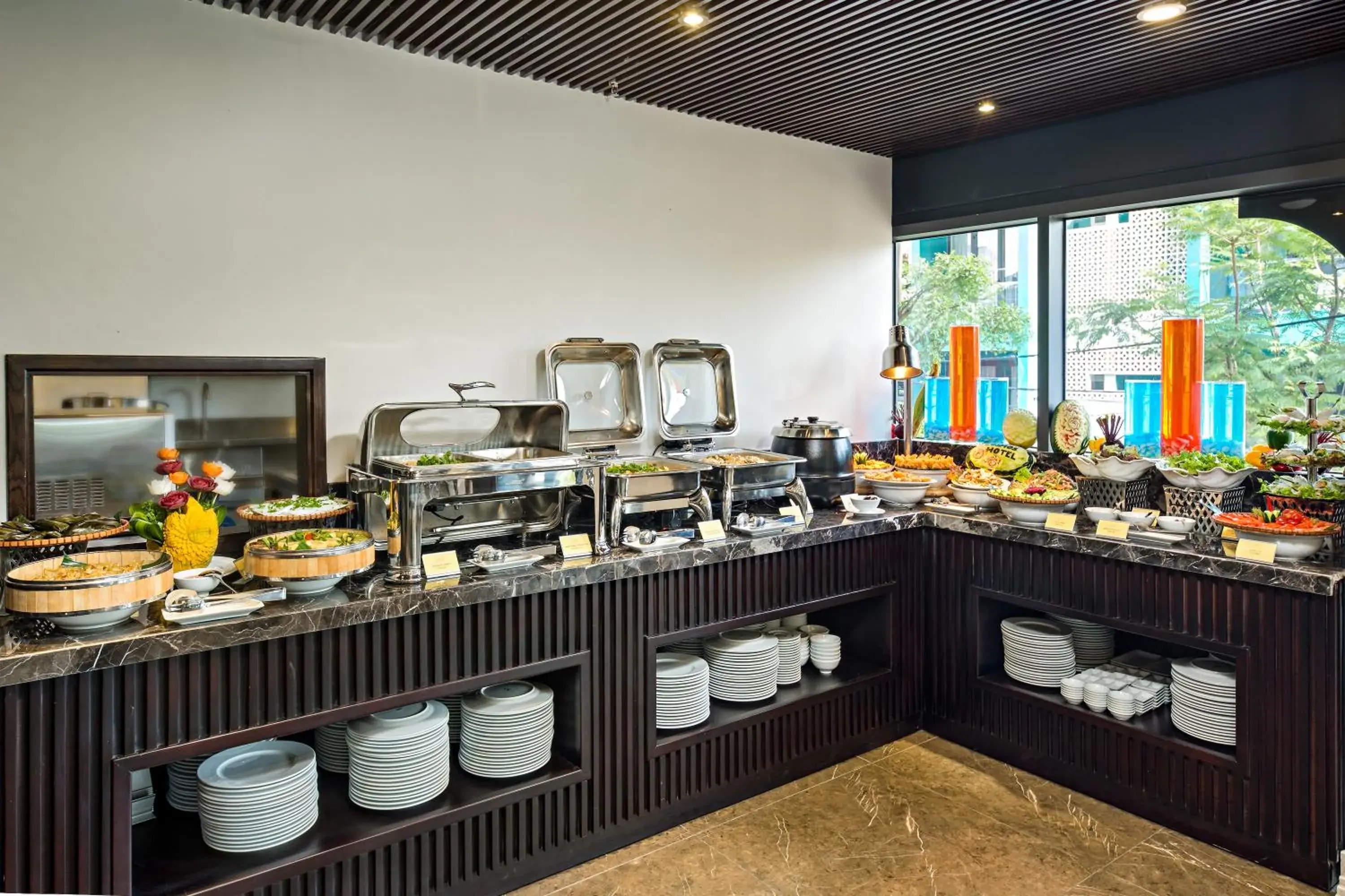 Restaurant/places to eat in Cosmos Hotel Danang Restaurant/places to eat in Cosmos Hotel Danang