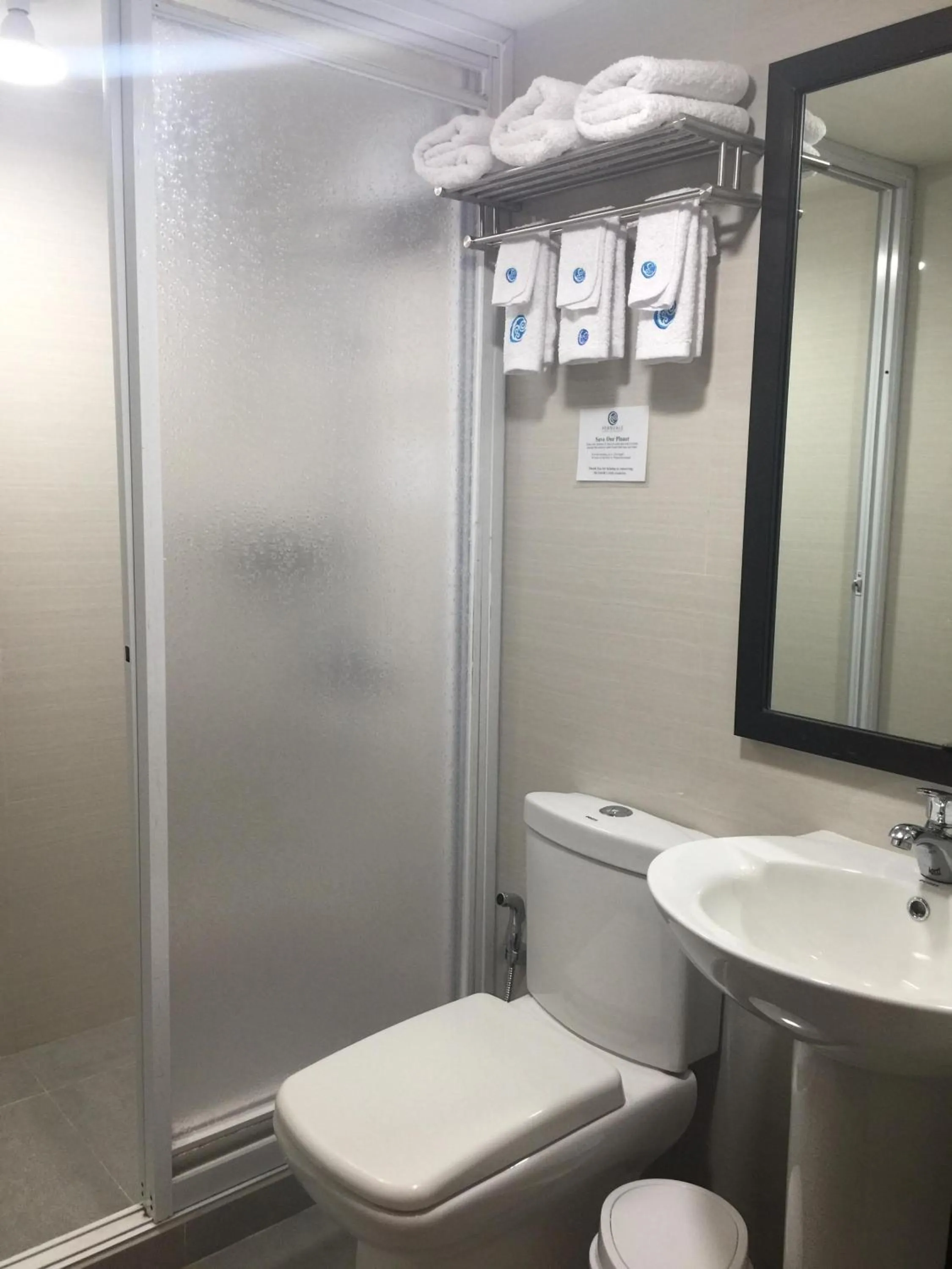 Shower in Fernvale Leisure Club and Resort