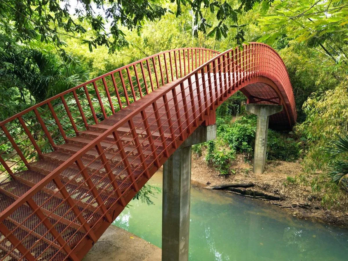 Day in Fernvale Leisure Club and Resort