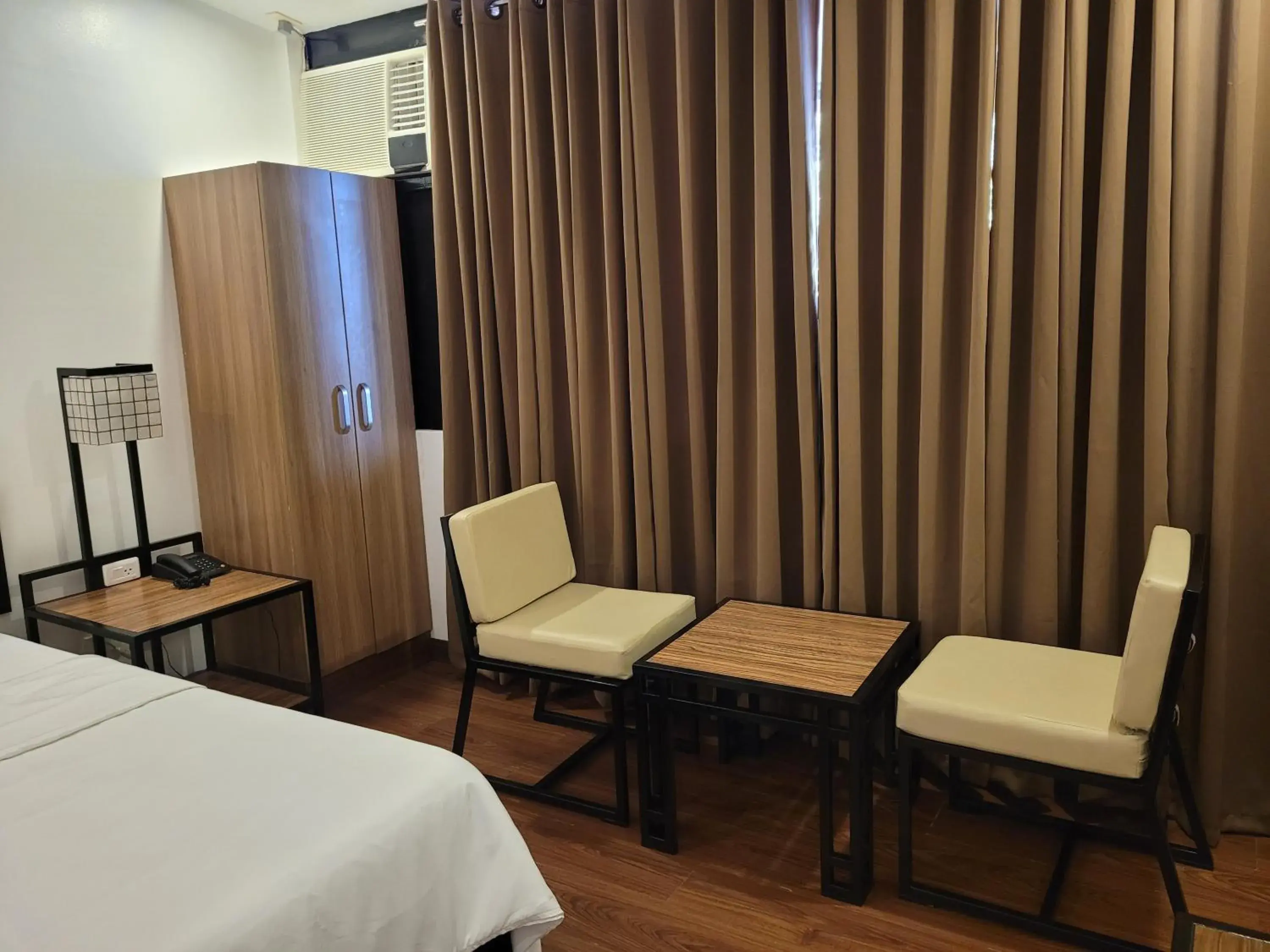 Bedroom in Fernvale Leisure Club and Resort Bedroom in Fernvale Leisure Club and Resort