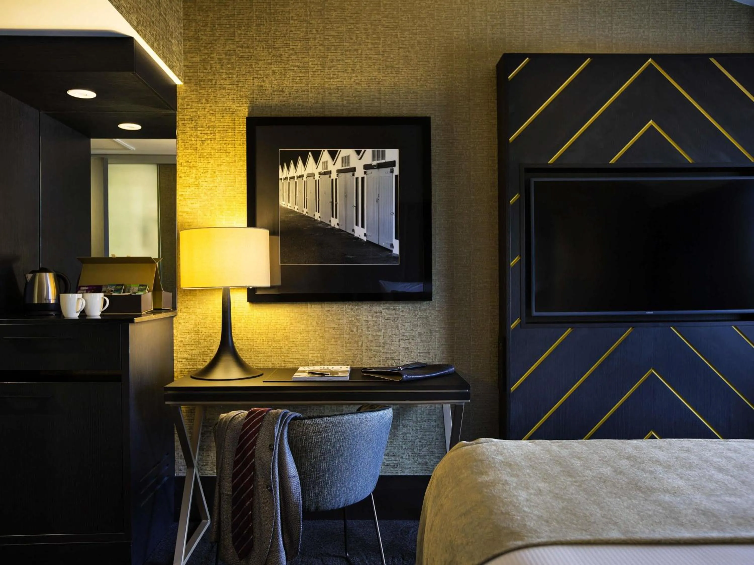 Bedroom in Mövenpick Hotel Wellington