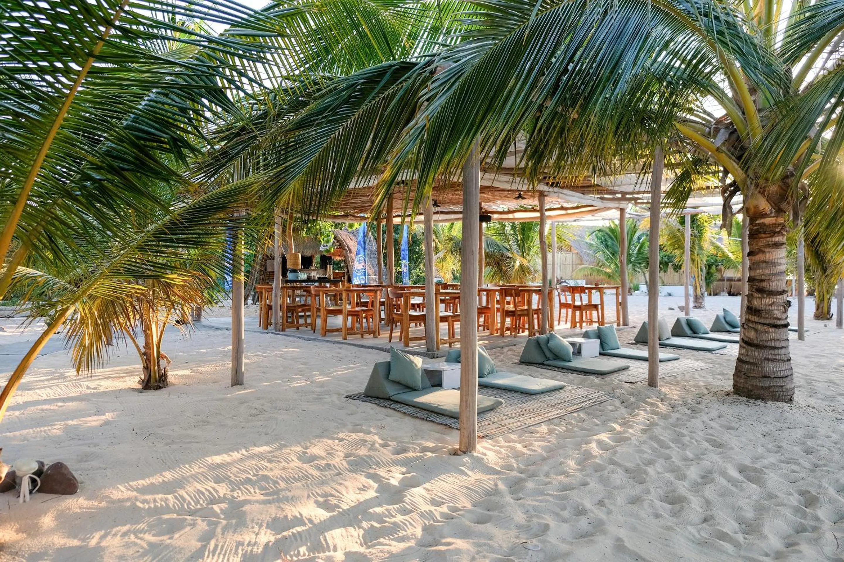 Le Pirate Island - Adults Only