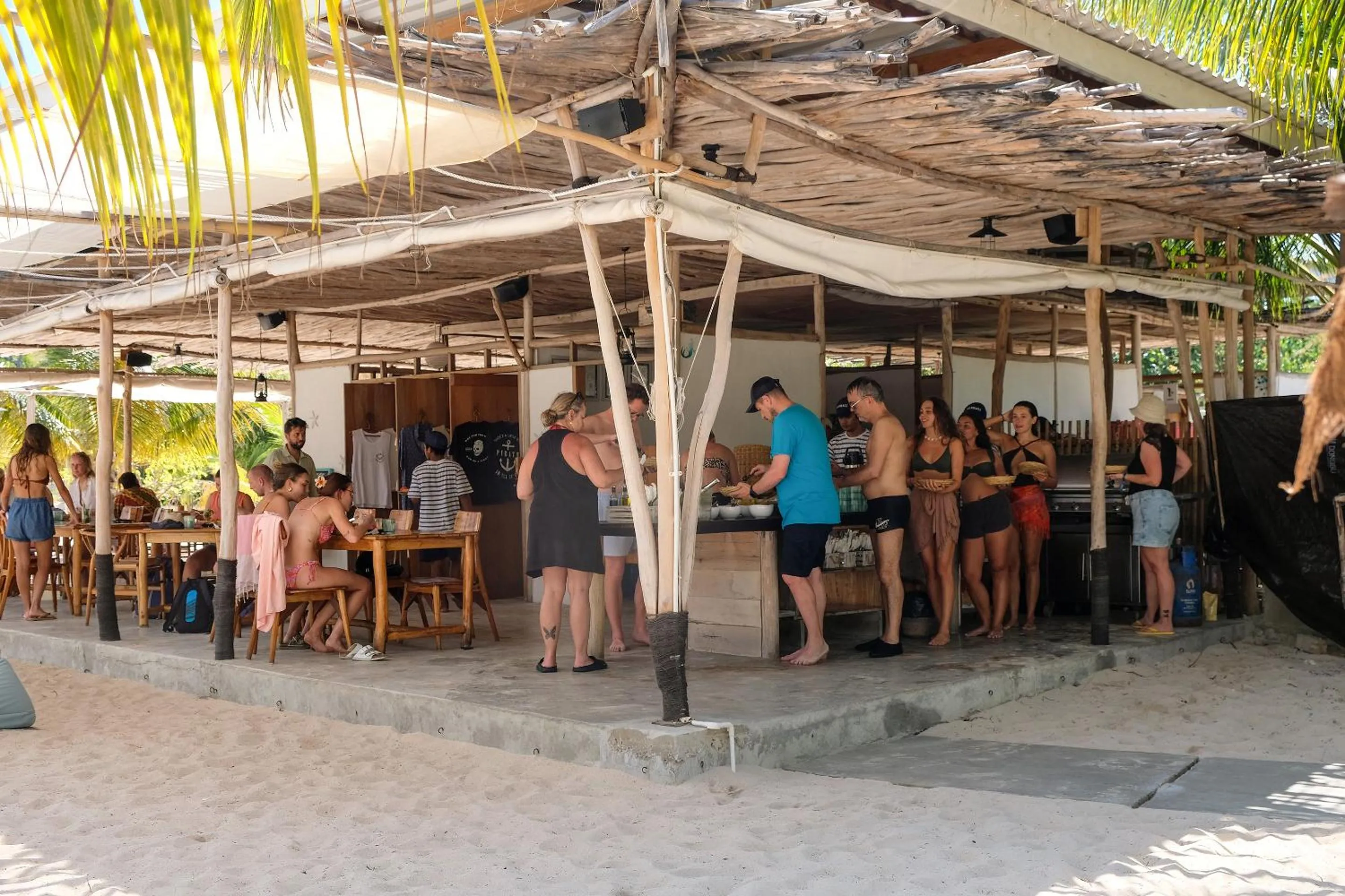 Le Pirate Island - Adults Only