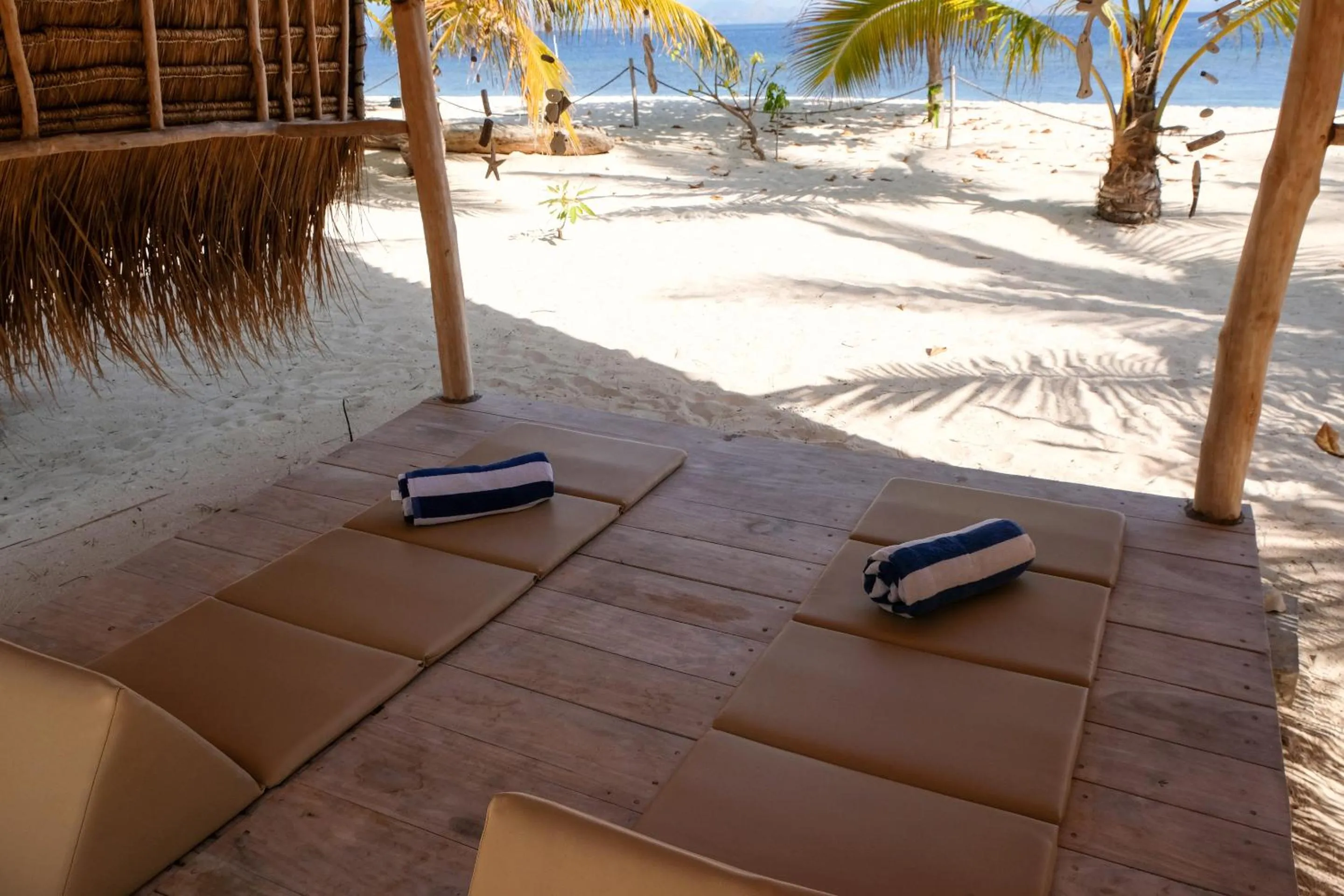 Le Pirate Island - Adults Only