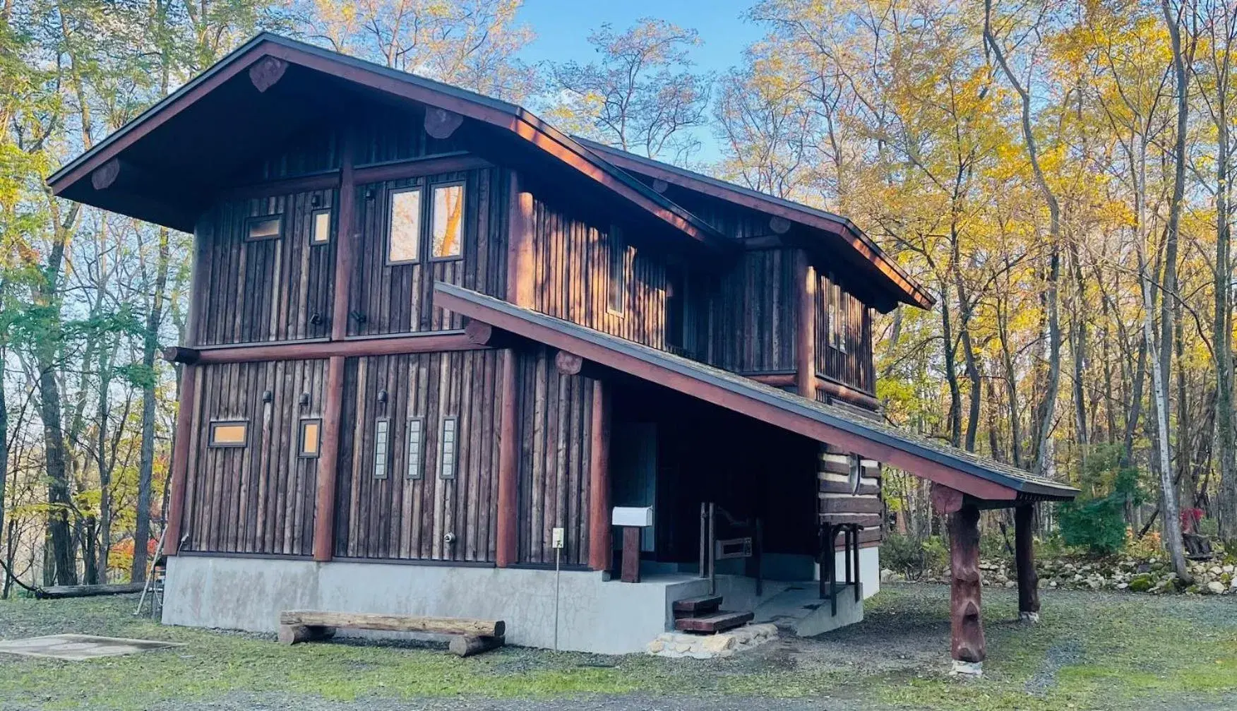 Three-Bedroom Chalet in Chise Fukuro by H2 Life Three-Bedroom Chalet in Chise Fukuro by H2 Life