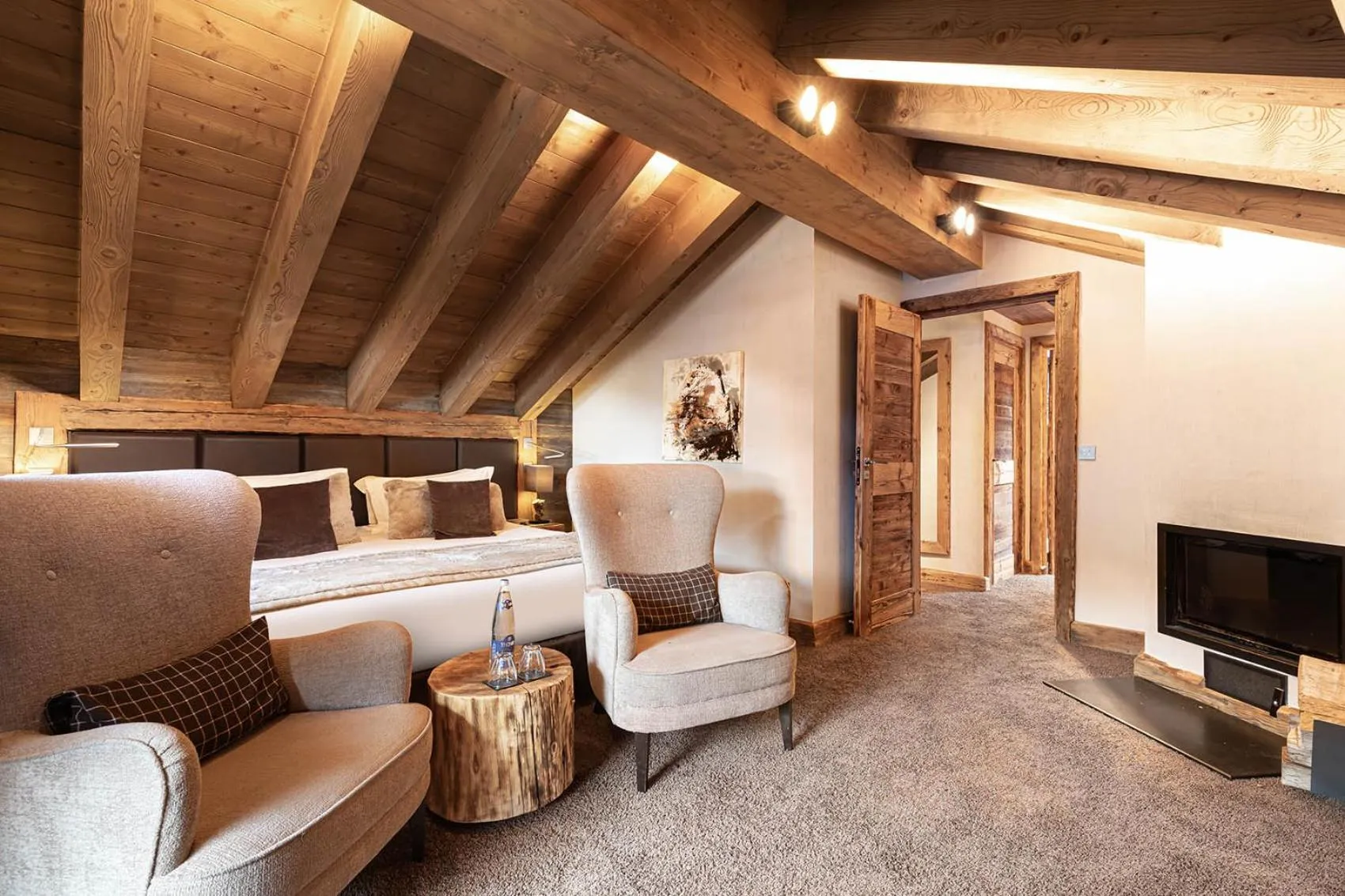 TV and multimedia in Le Kaïla