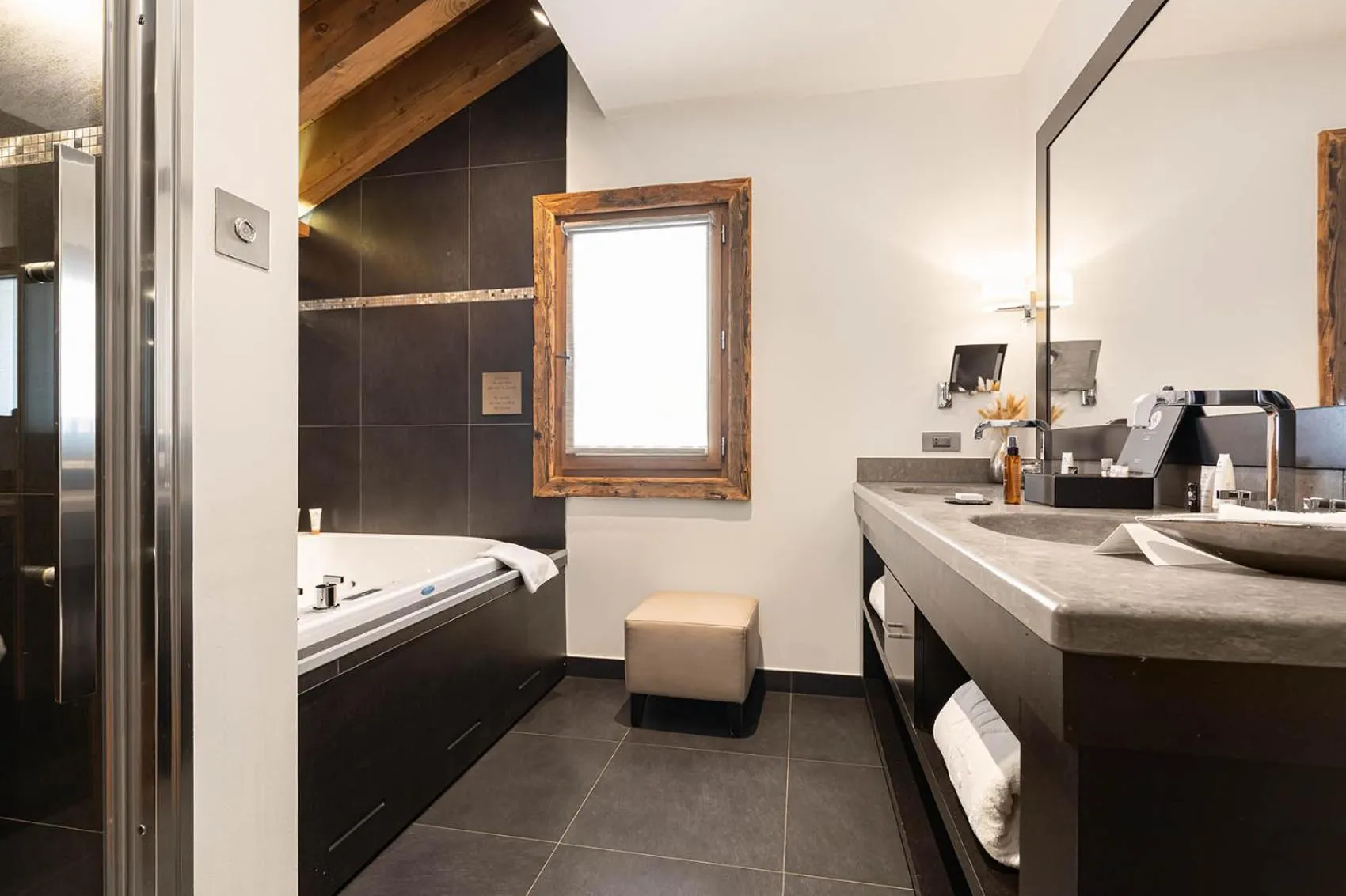 Bathroom in Le Kaïla