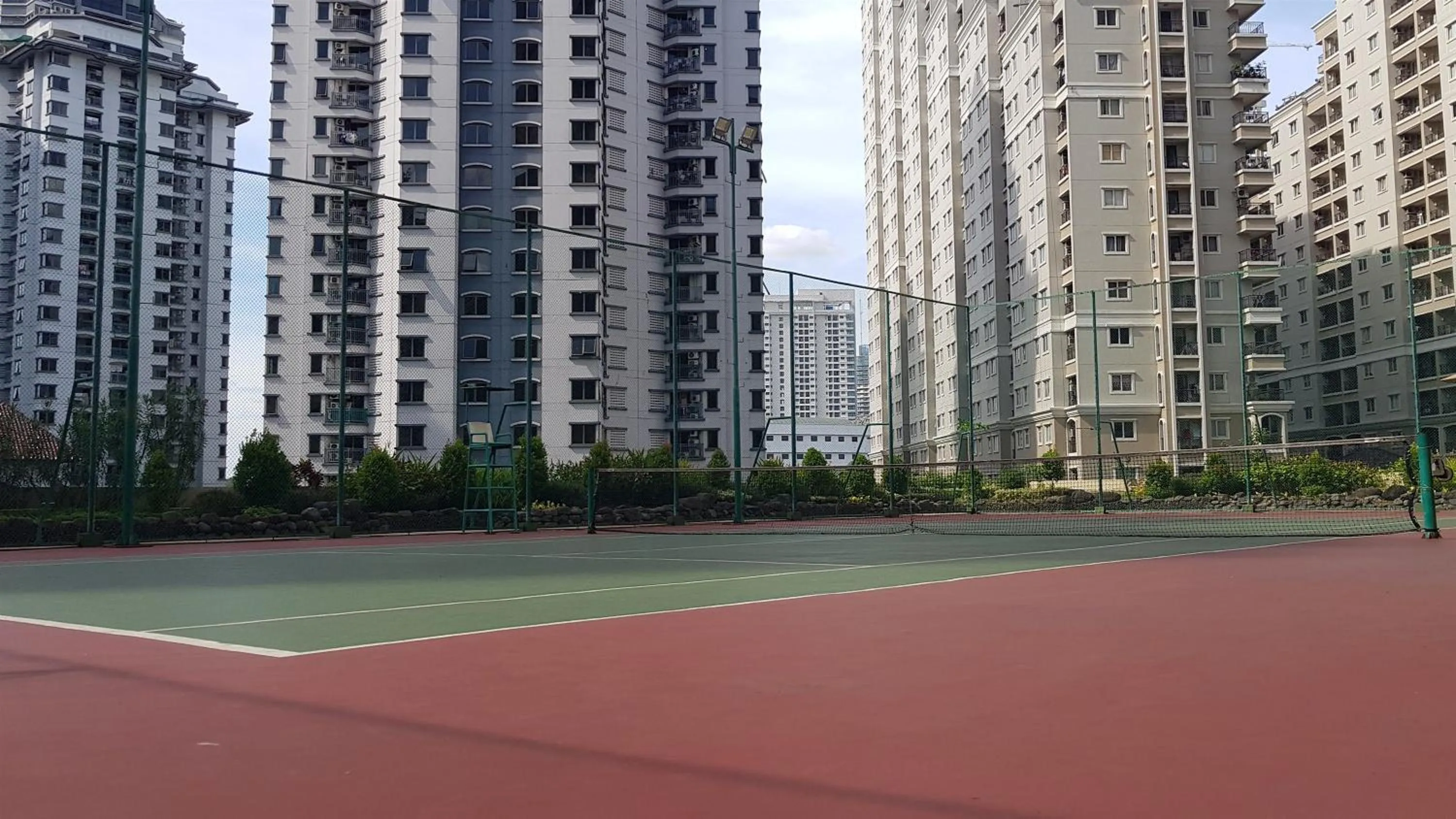 Property building in 2BR Mediterania Palace Kemayoran Apartment By Travelio