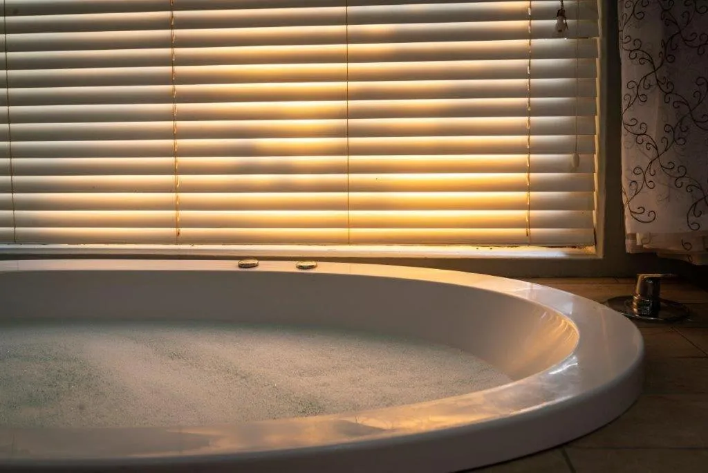 Bathroom in Middelwater Farm Hotel