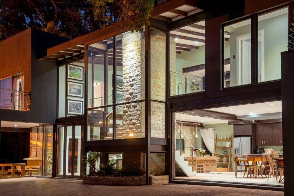 Facade/entrance in Middelwater Farm Hotel