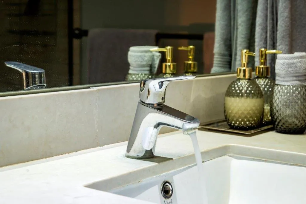 Bathroom in Middelwater Farm Hotel