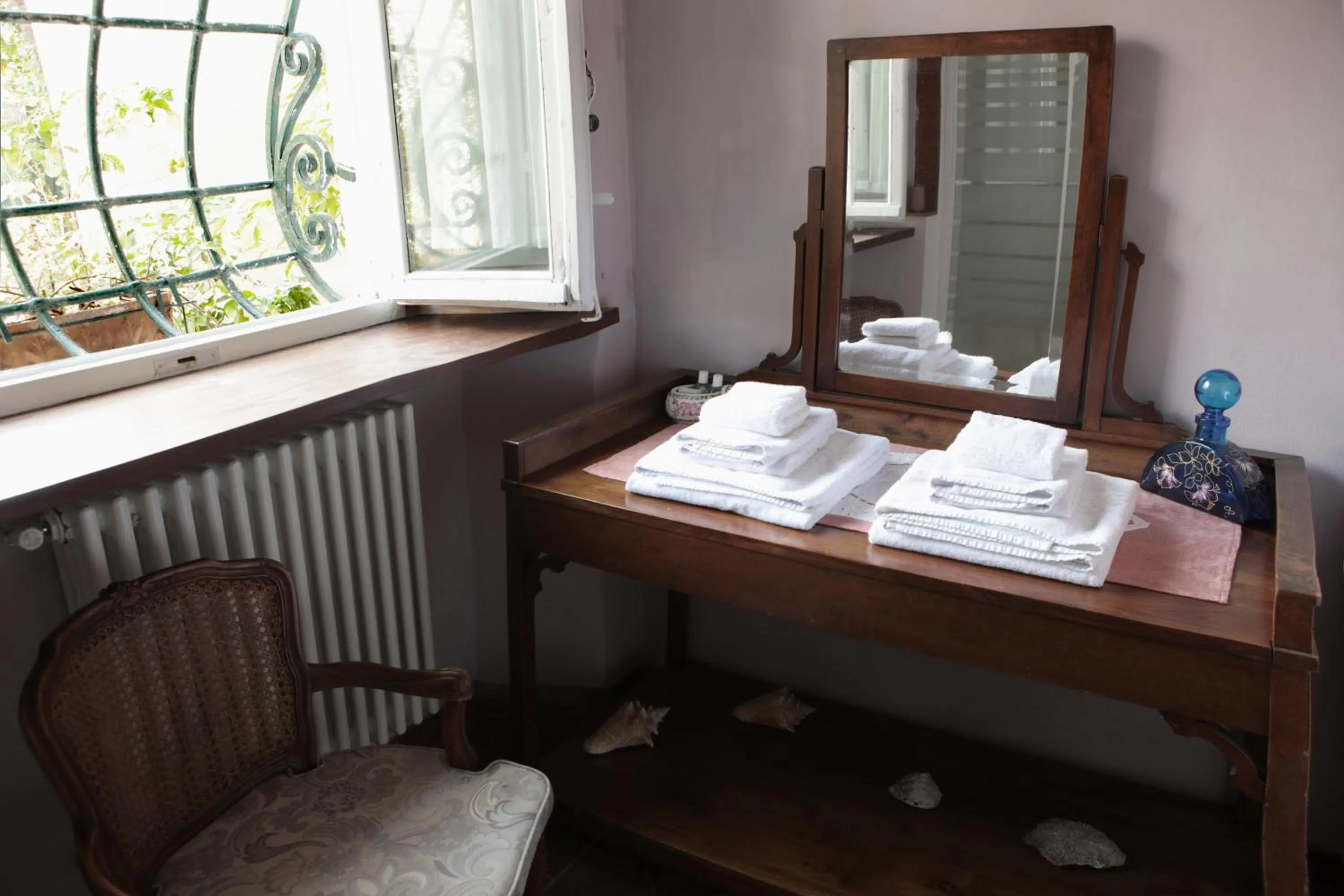 Bathroom in Villa La Dogana B&B di Charme - Historic Villa with a beautiful garden - private parking
