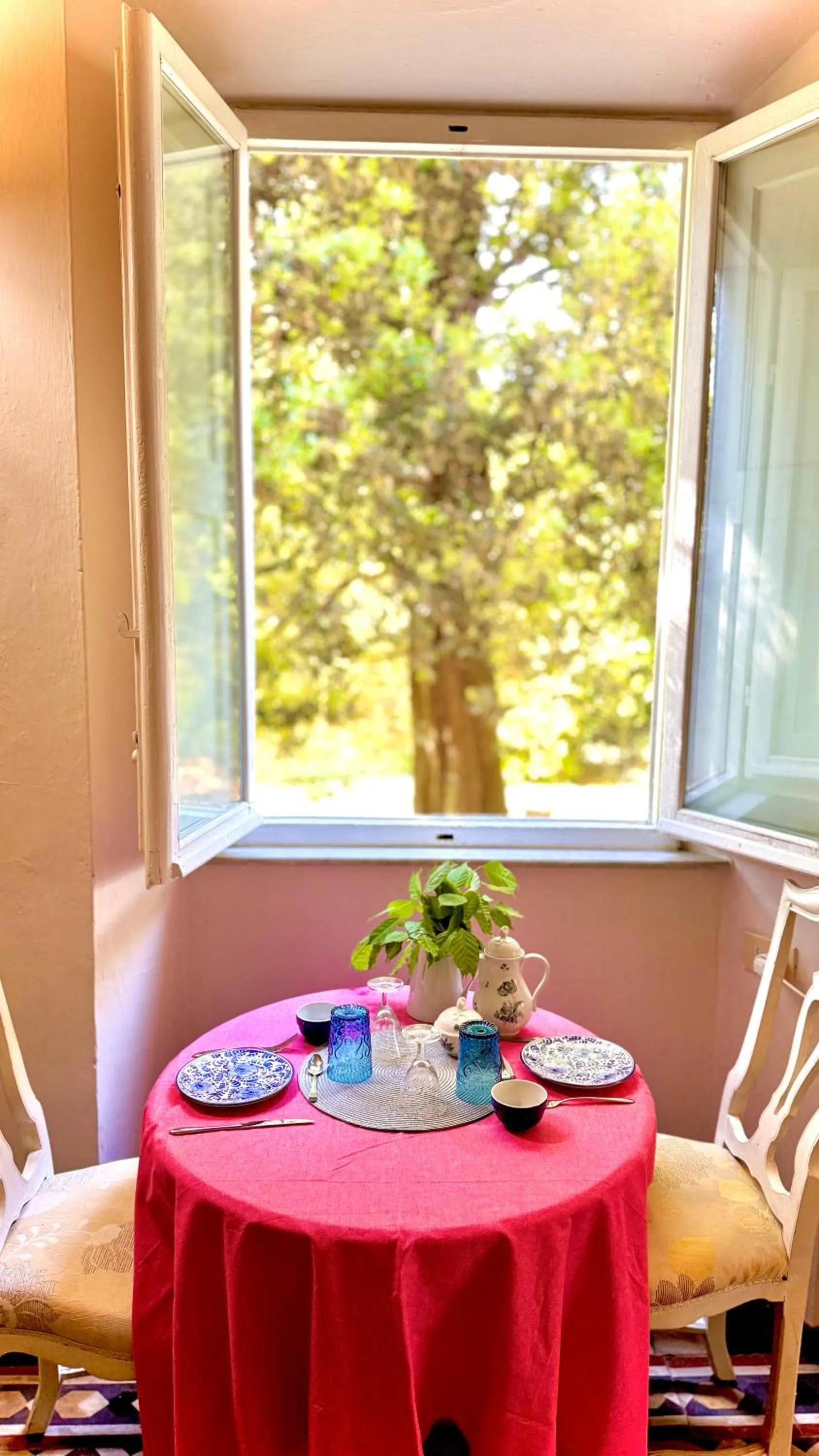 Villa La Dogana B&B di Charme - Historic Villa with a beautiful garden - private parking