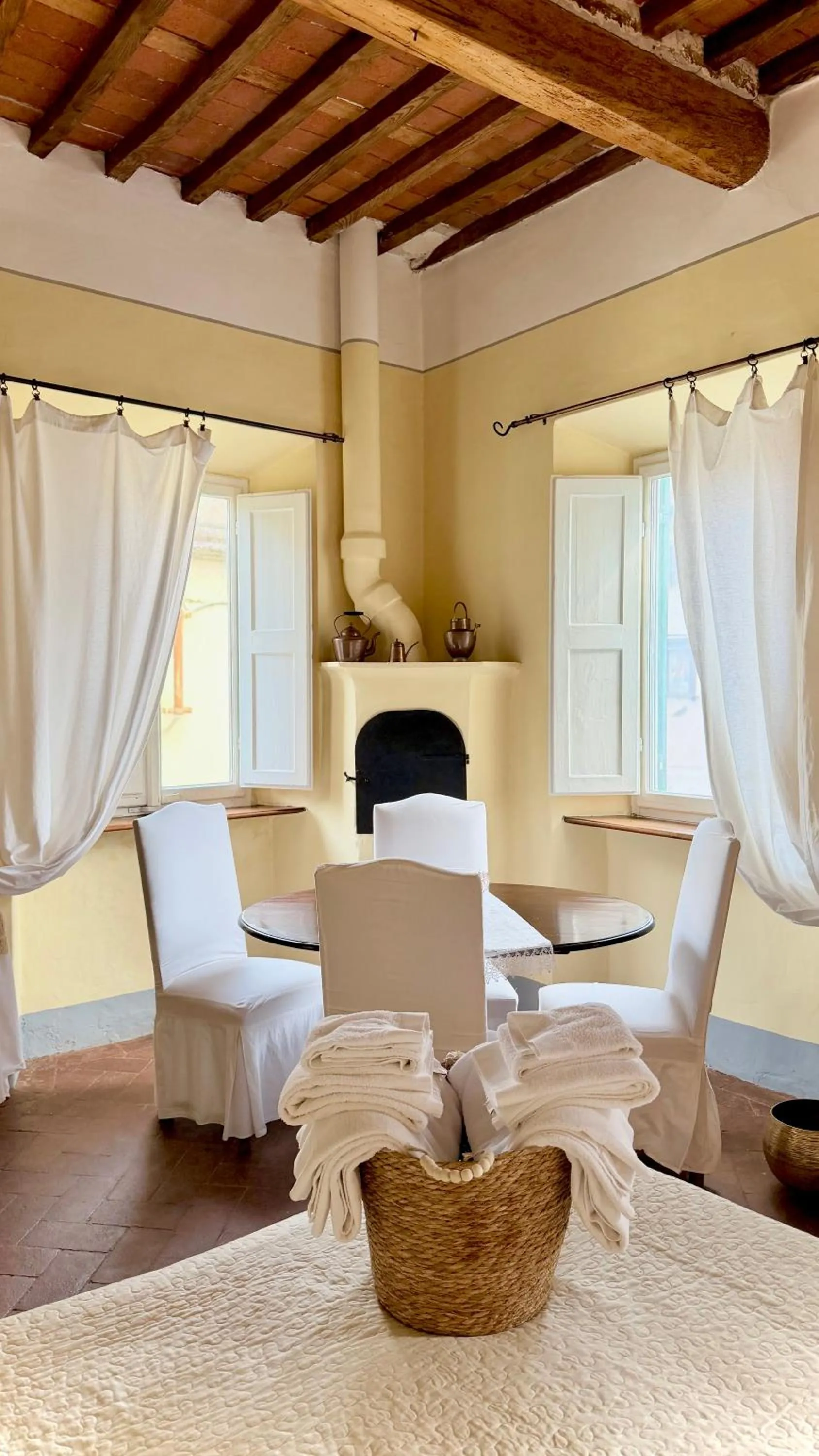 Villa La Dogana B&B di Charme - Historic Villa with a beautiful garden - private parking