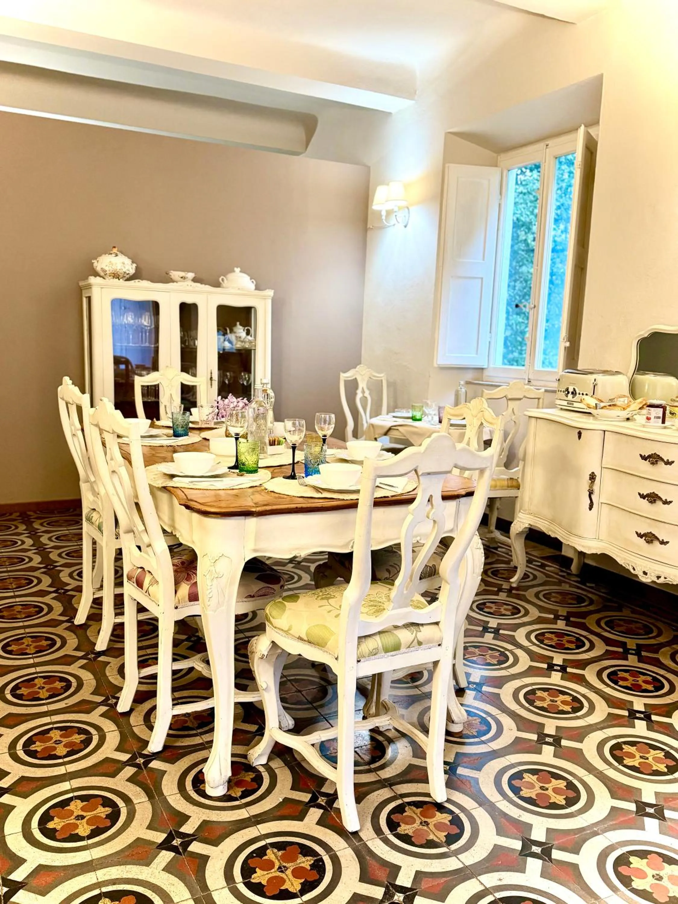 Villa La Dogana B&B di Charme - Historic Villa with a beautiful garden - private parking