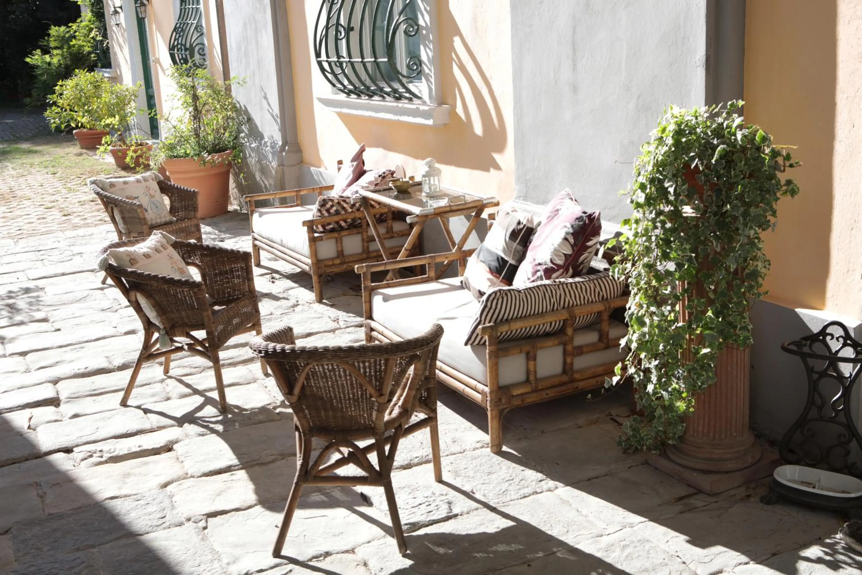 Villa La Dogana B&B di Charme - Historic Villa with a beautiful garden - private parking