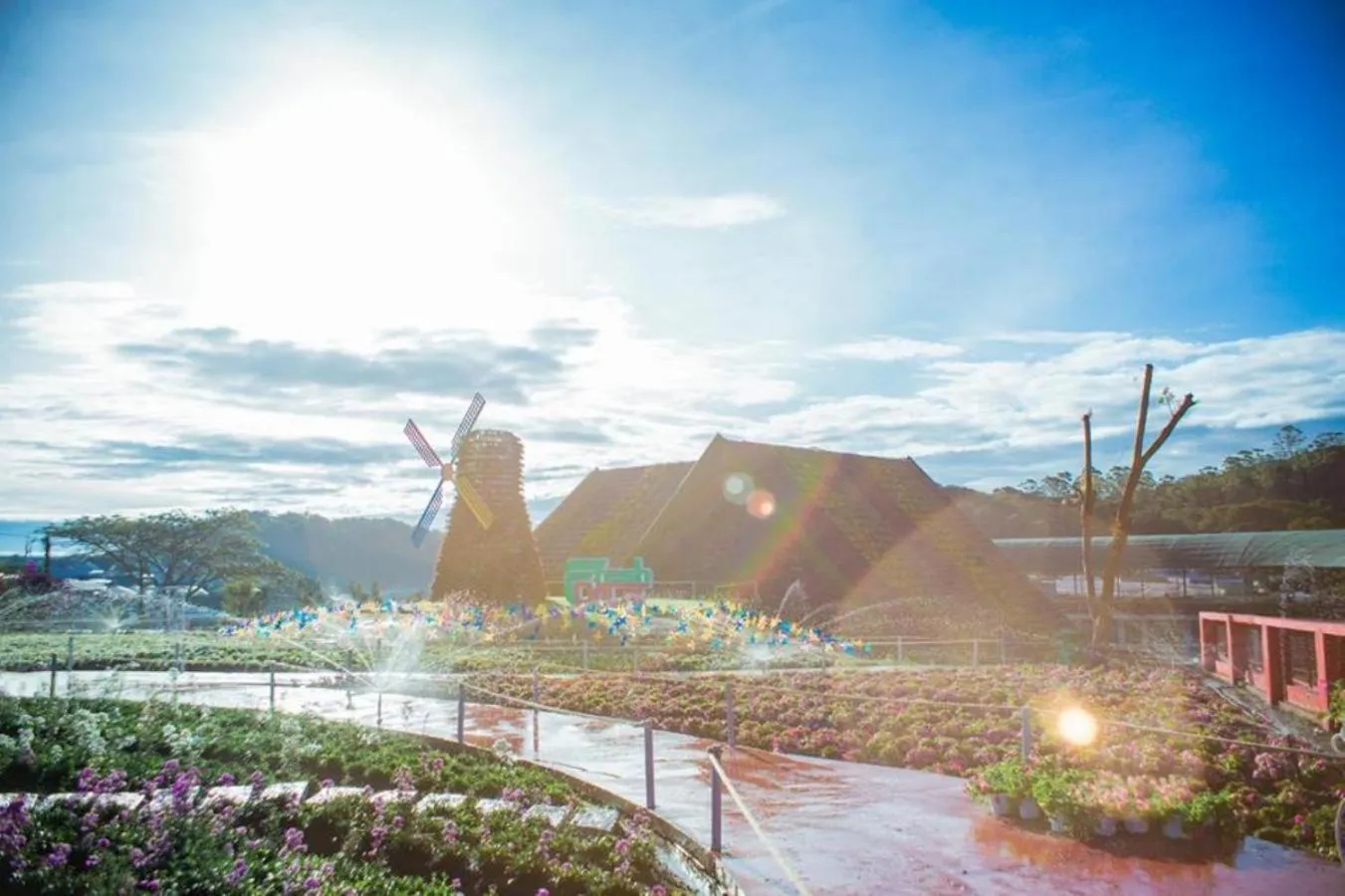 Nearby landmark in Interstella Hotel