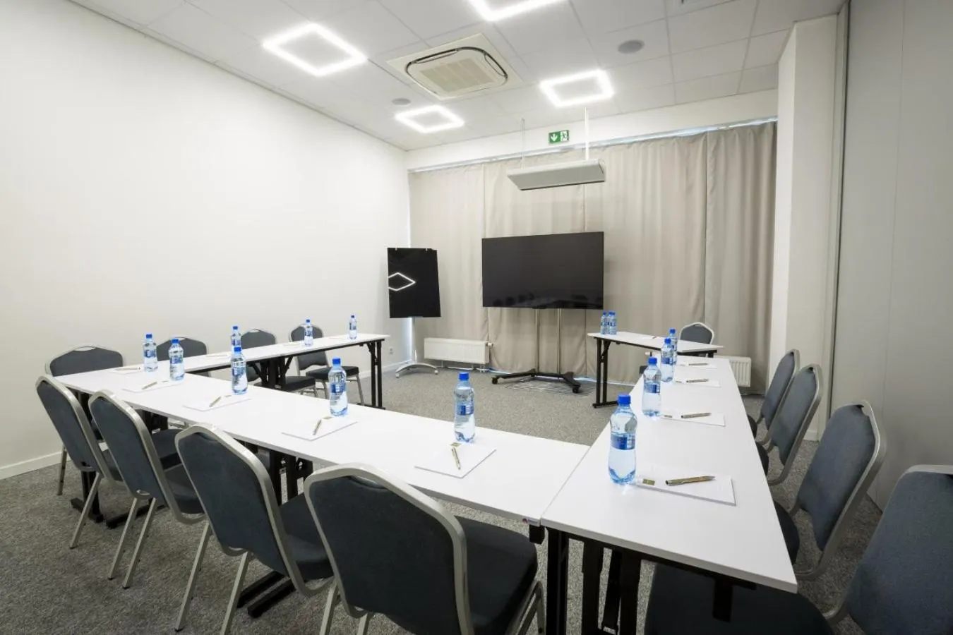 Meeting/conference room in Arche Residence Łódź