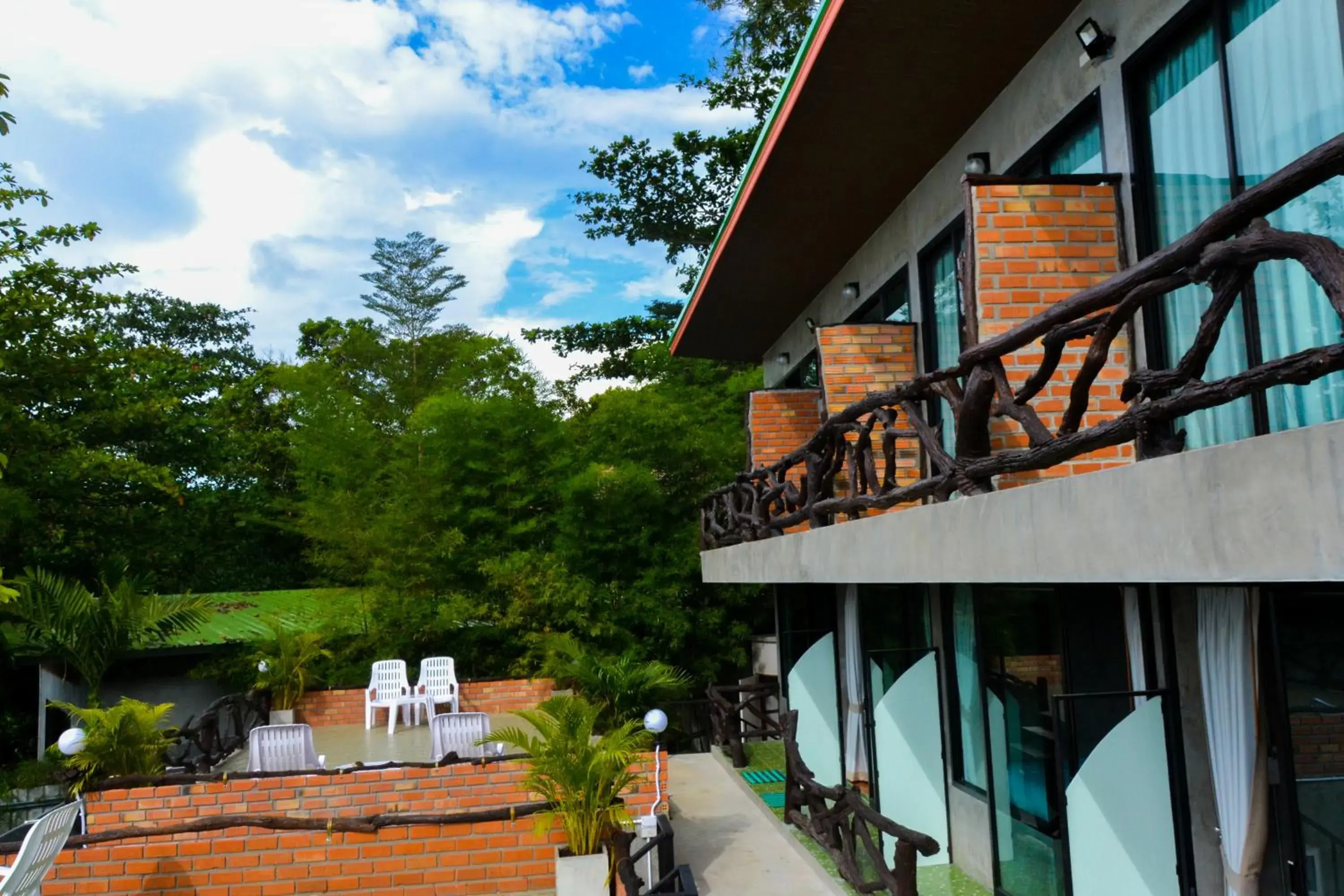 Property building in Baan Tubkaek Hotel Property building in Baan Tubkaek Hotel