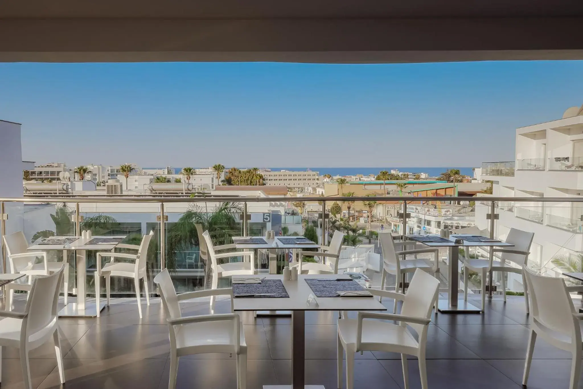 Restaurant/places to eat in Tasia Maris Oasis Restaurant/places to eat in Tasia Maris Oasis