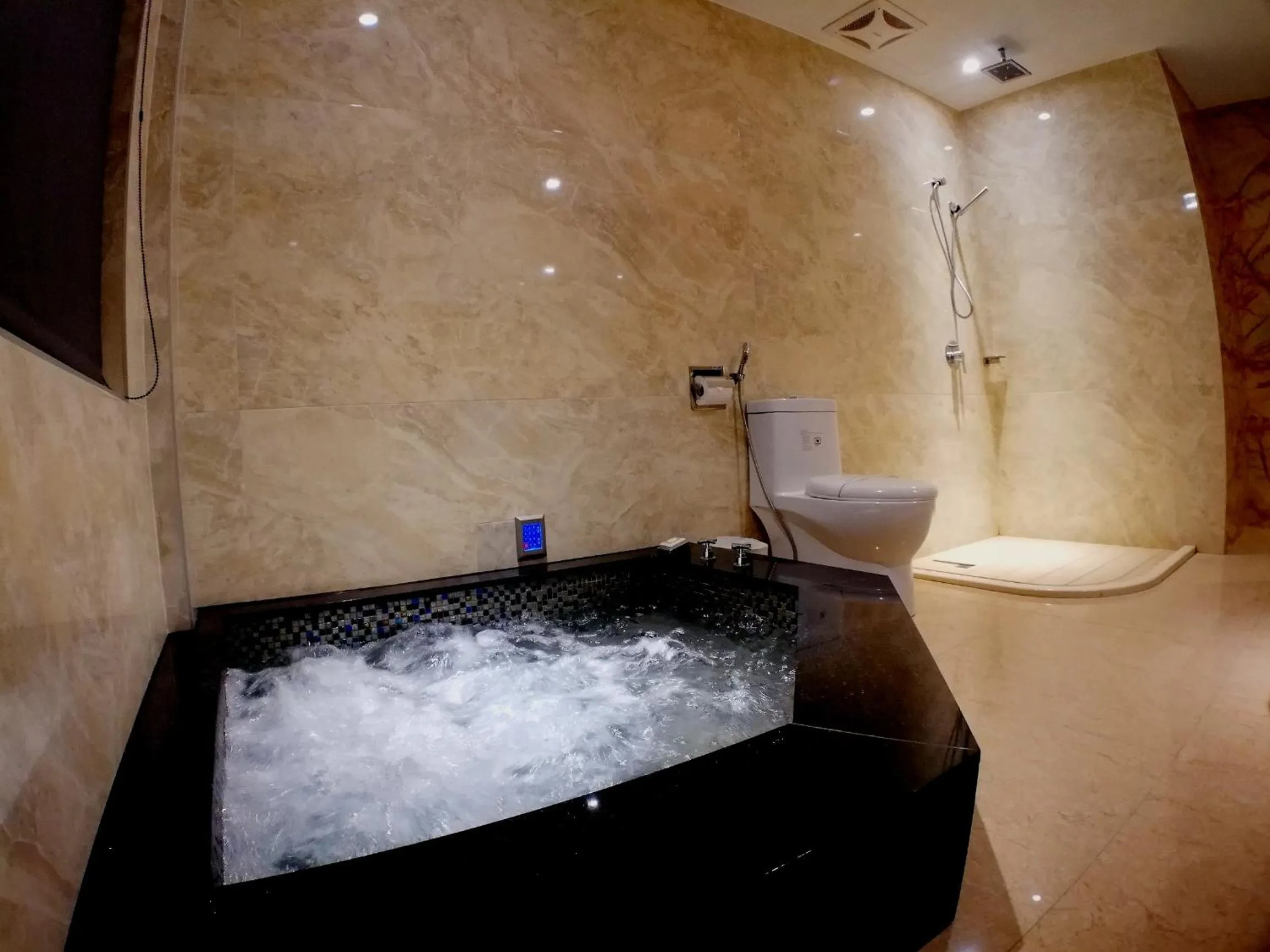 Shower in Song Xia Motel