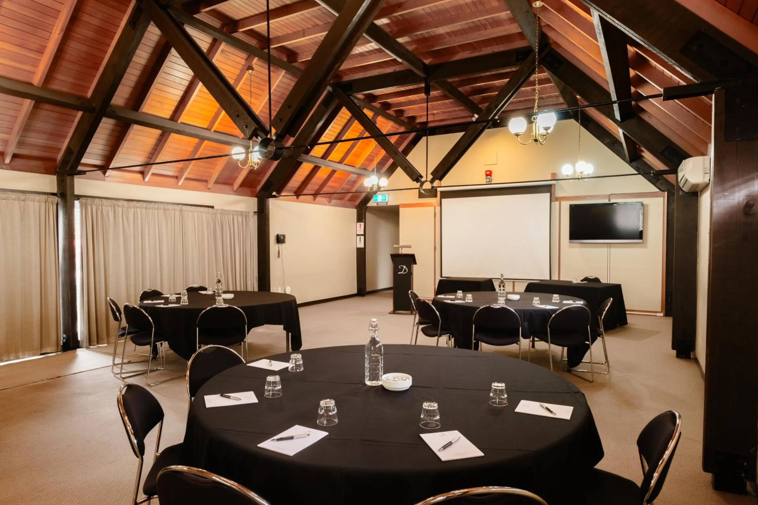 Meeting/conference room in Dunedin Leisure Lodge - Distinction