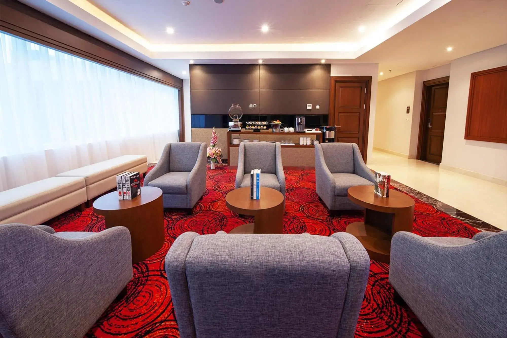 Lobby or reception in Avenzel Hotel & Convention Cibubur Lobby or reception in Avenzel Hotel & Convention Cibubur