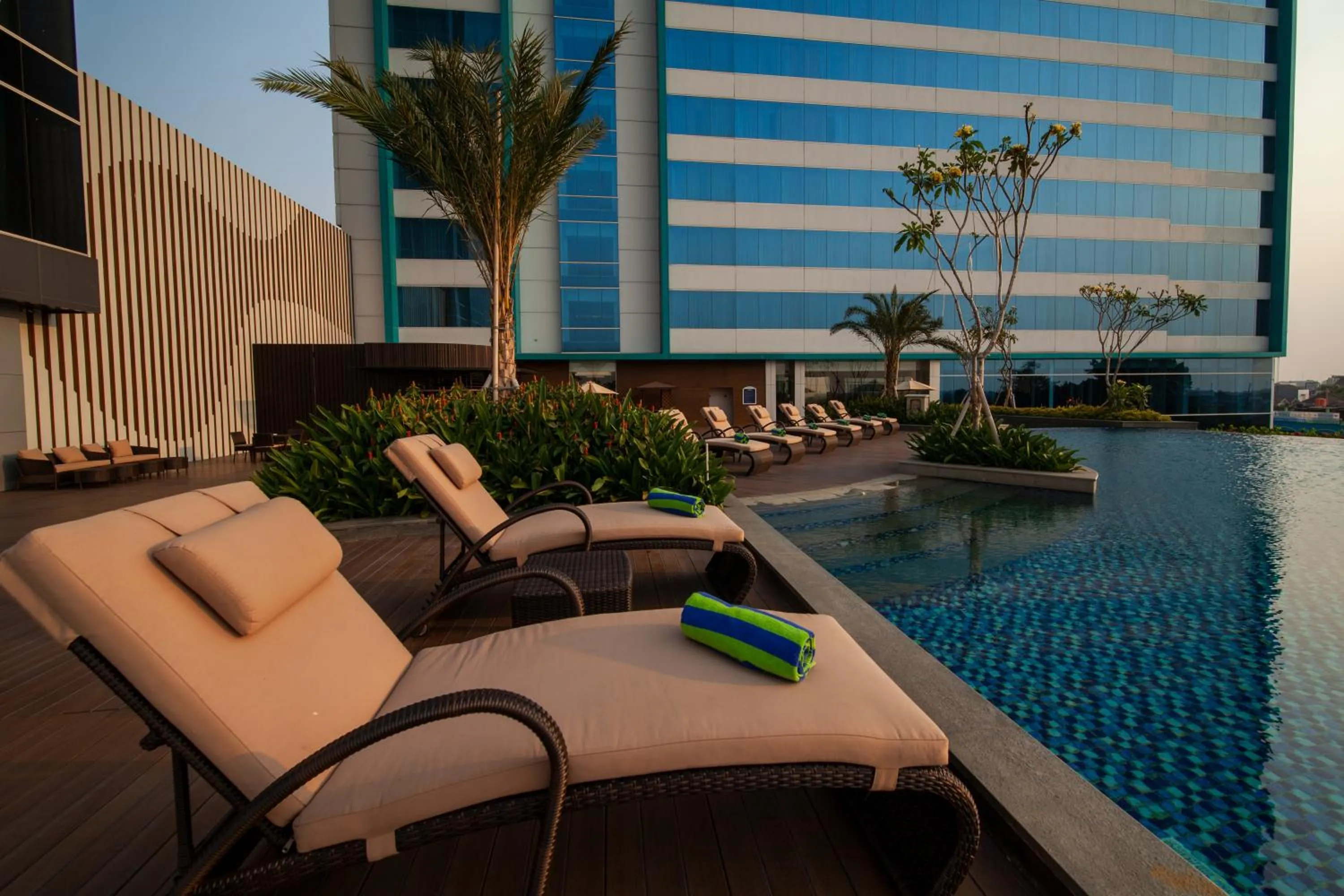 Swimming pool in Avenzel Hotel & Convention Cibubur