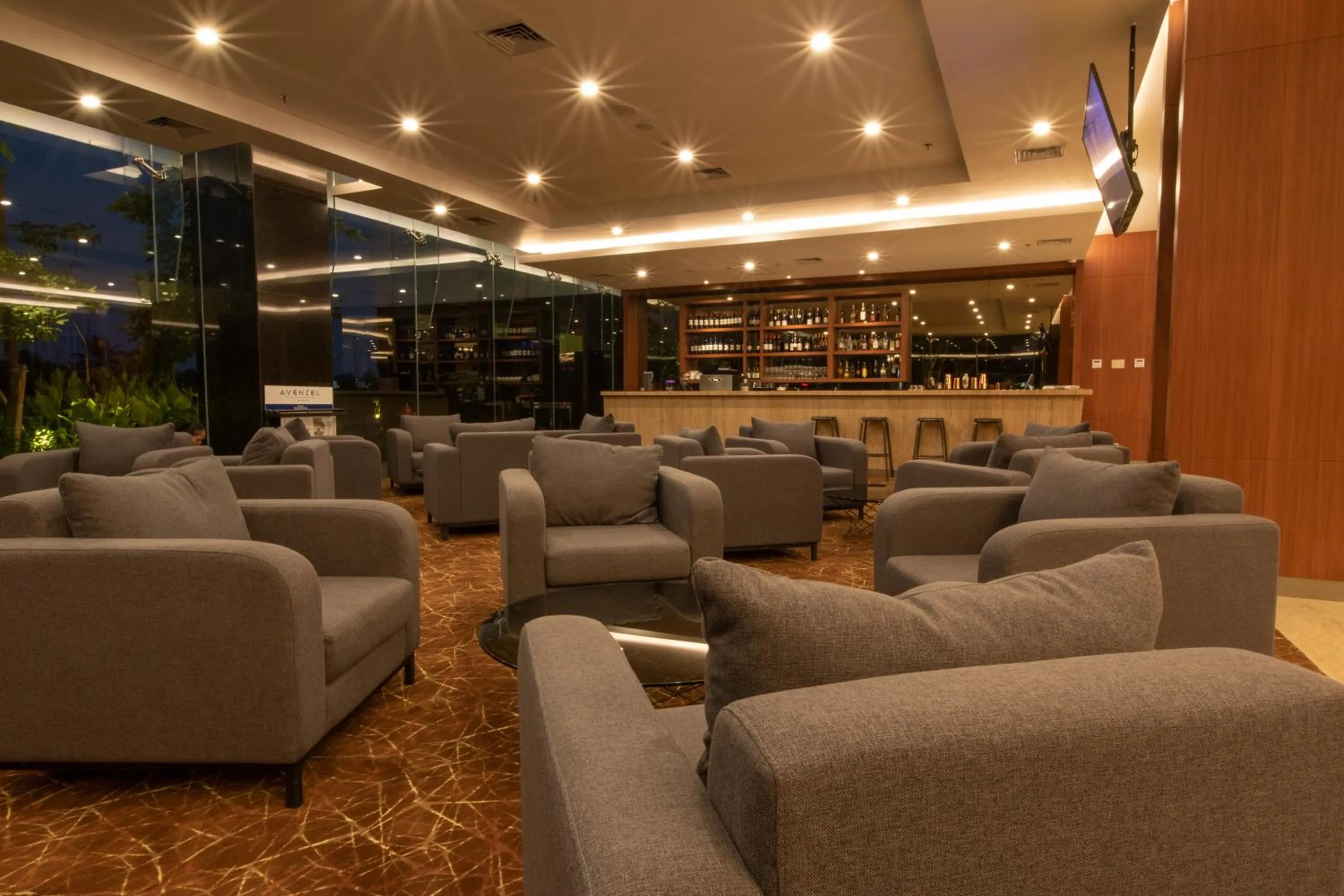 Lounge or bar in Avenzel Hotel & Convention Cibubur