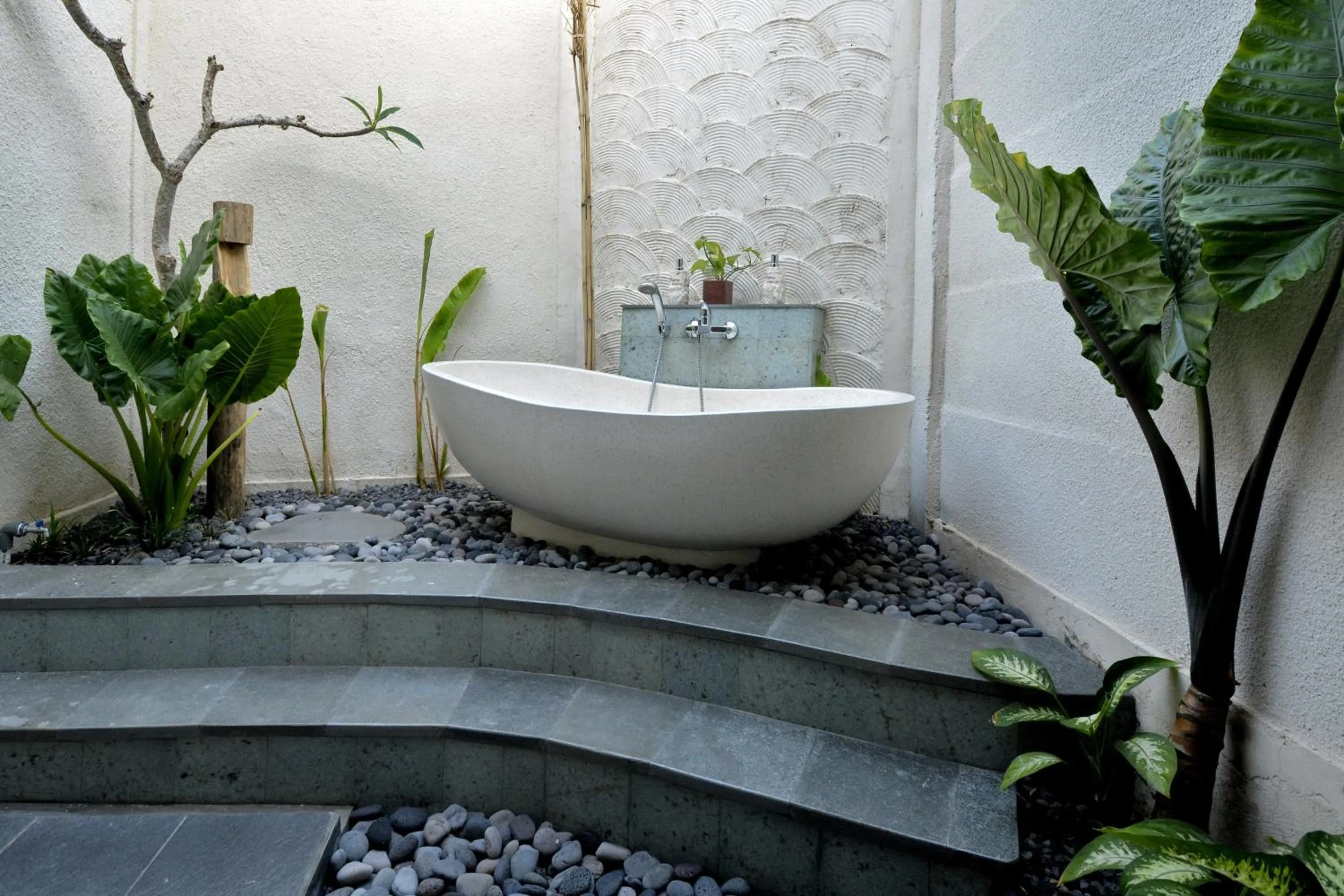 Bathroom in Kompyang Cottage