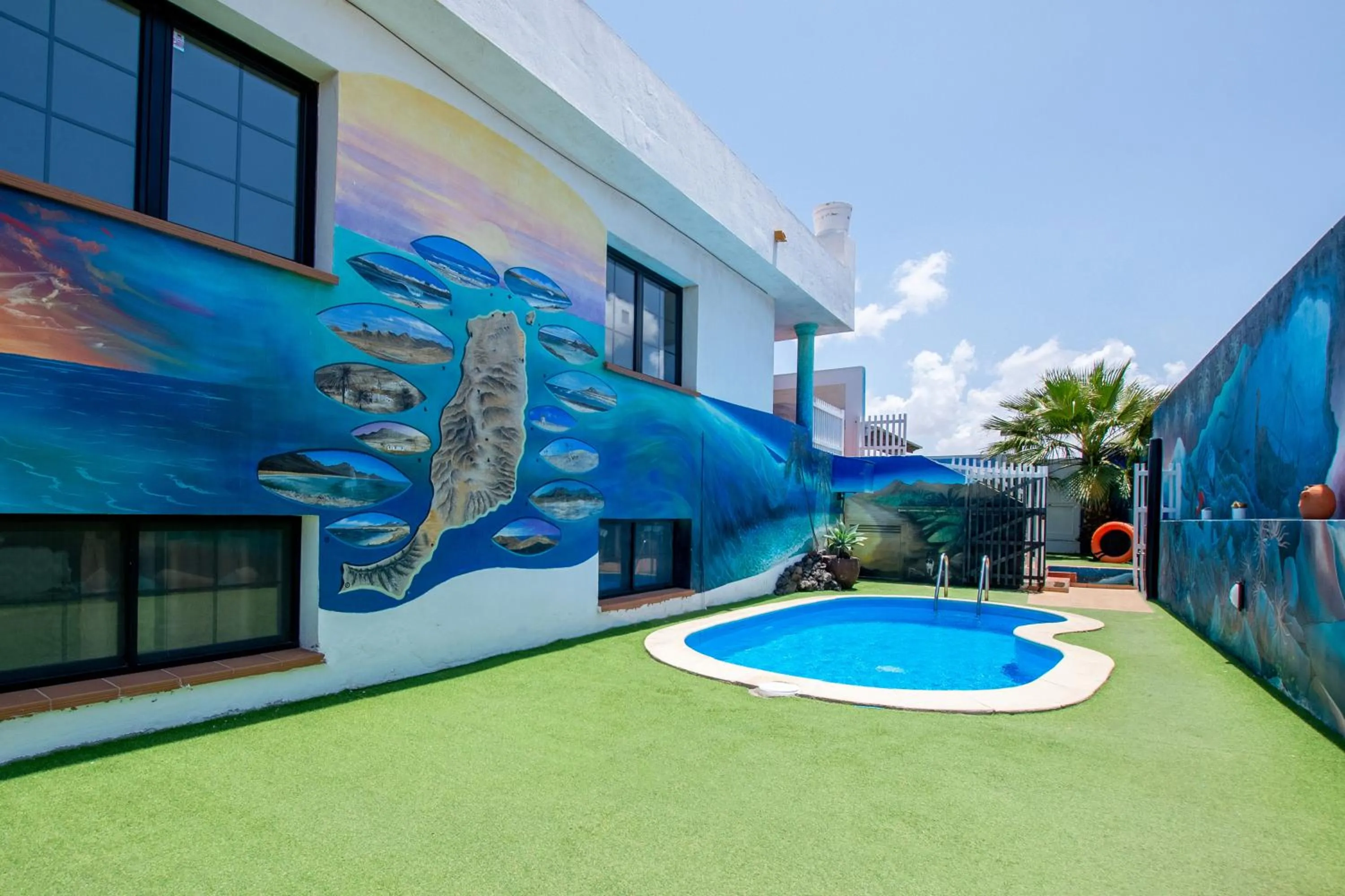 Swimming pool in Surf Riders Fuerteventura