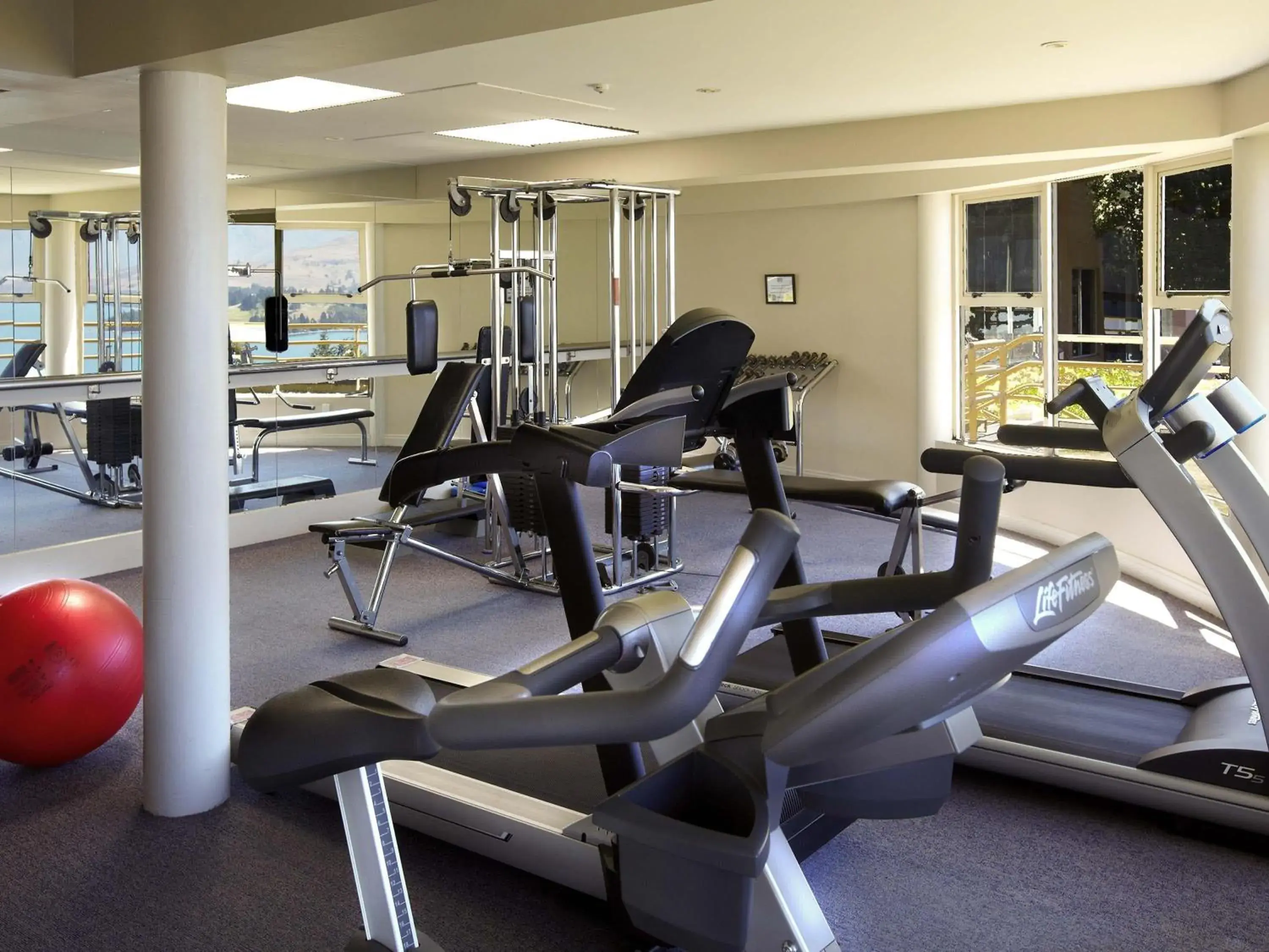 Fitness centre/facilities in Mercure Queenstown Resort Fitness centre/facilities in Mercure Queenstown Resort